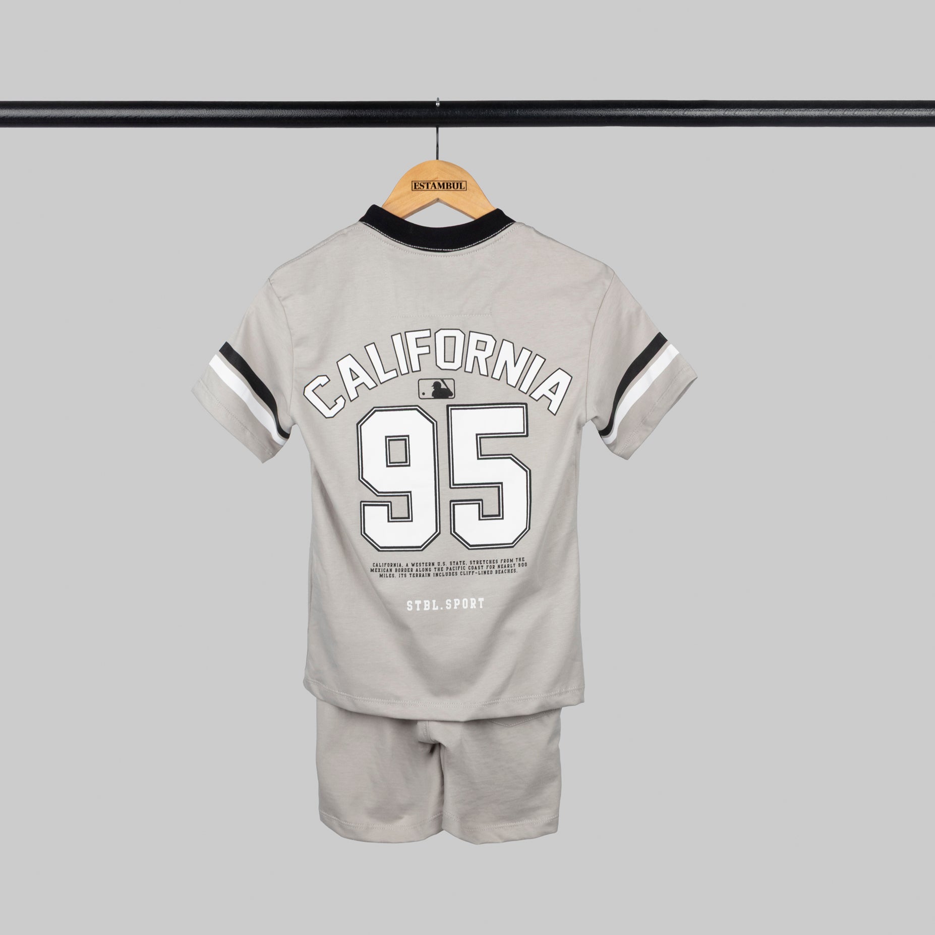 Conjunto niño California