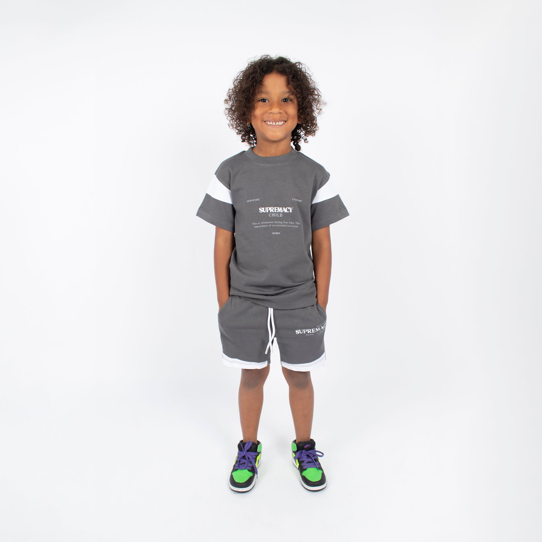 Conjunto niño Supremacy gris