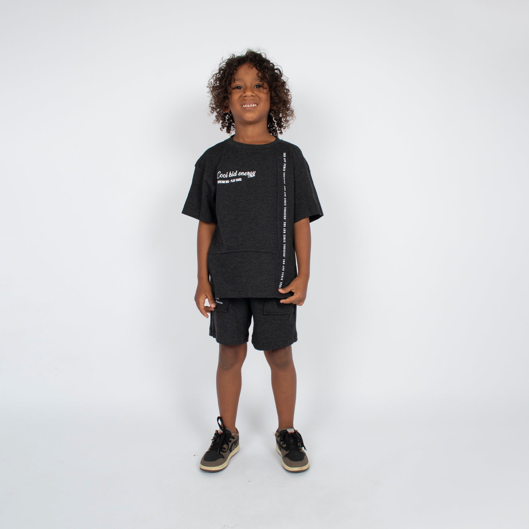 Conjunto niño textura gamuza negro