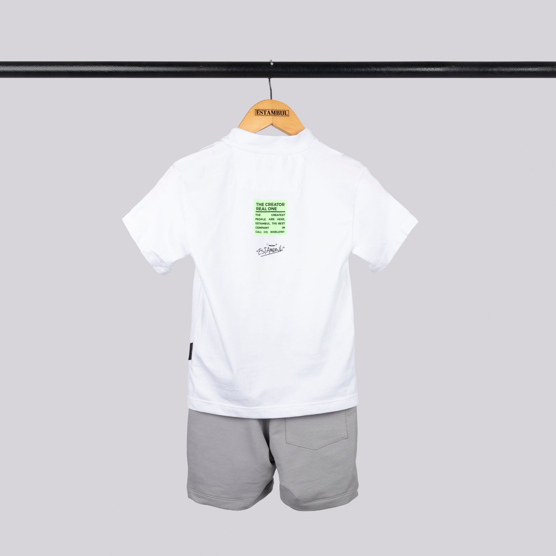 Conjunto niño Creator