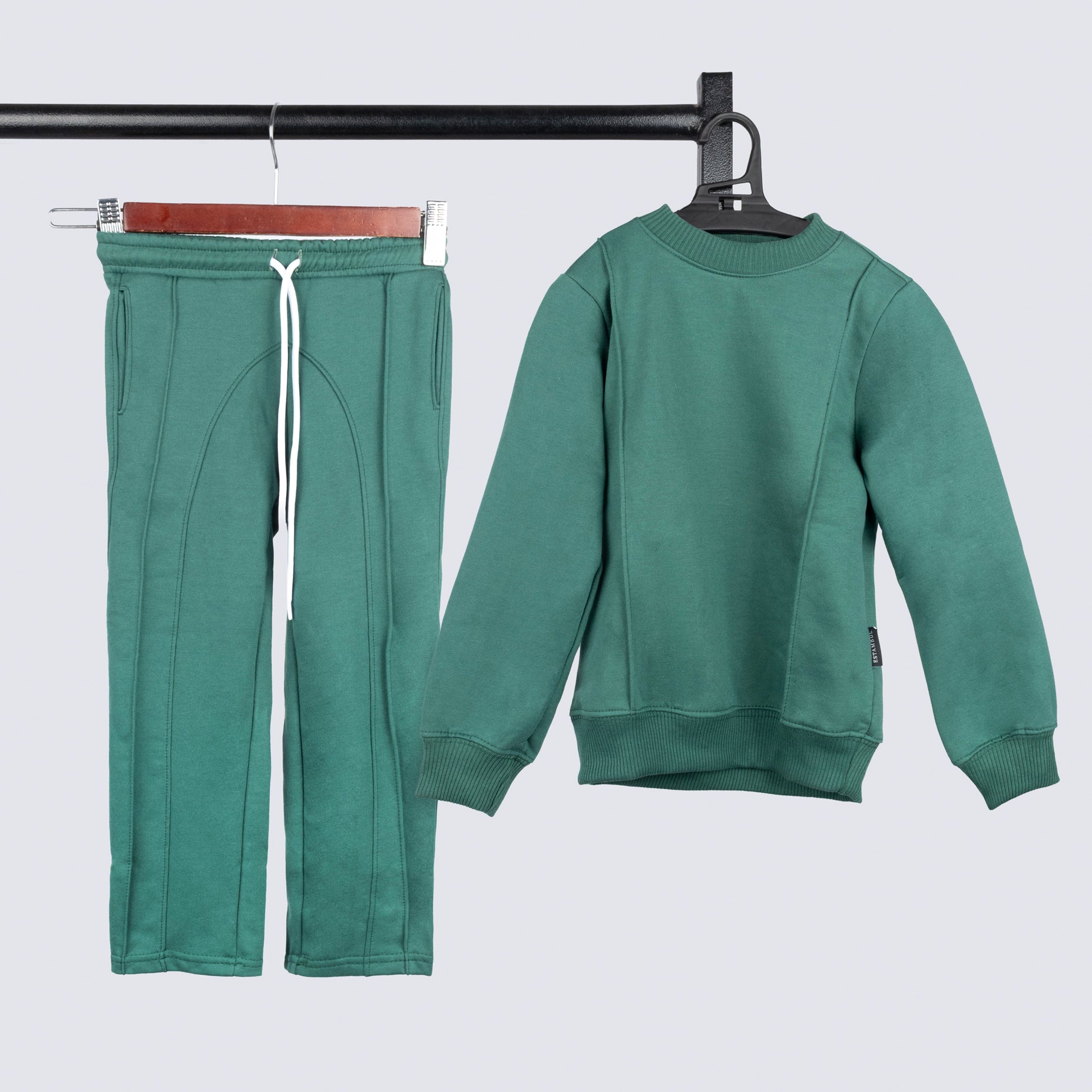 Conjunto niño sudadera verde
