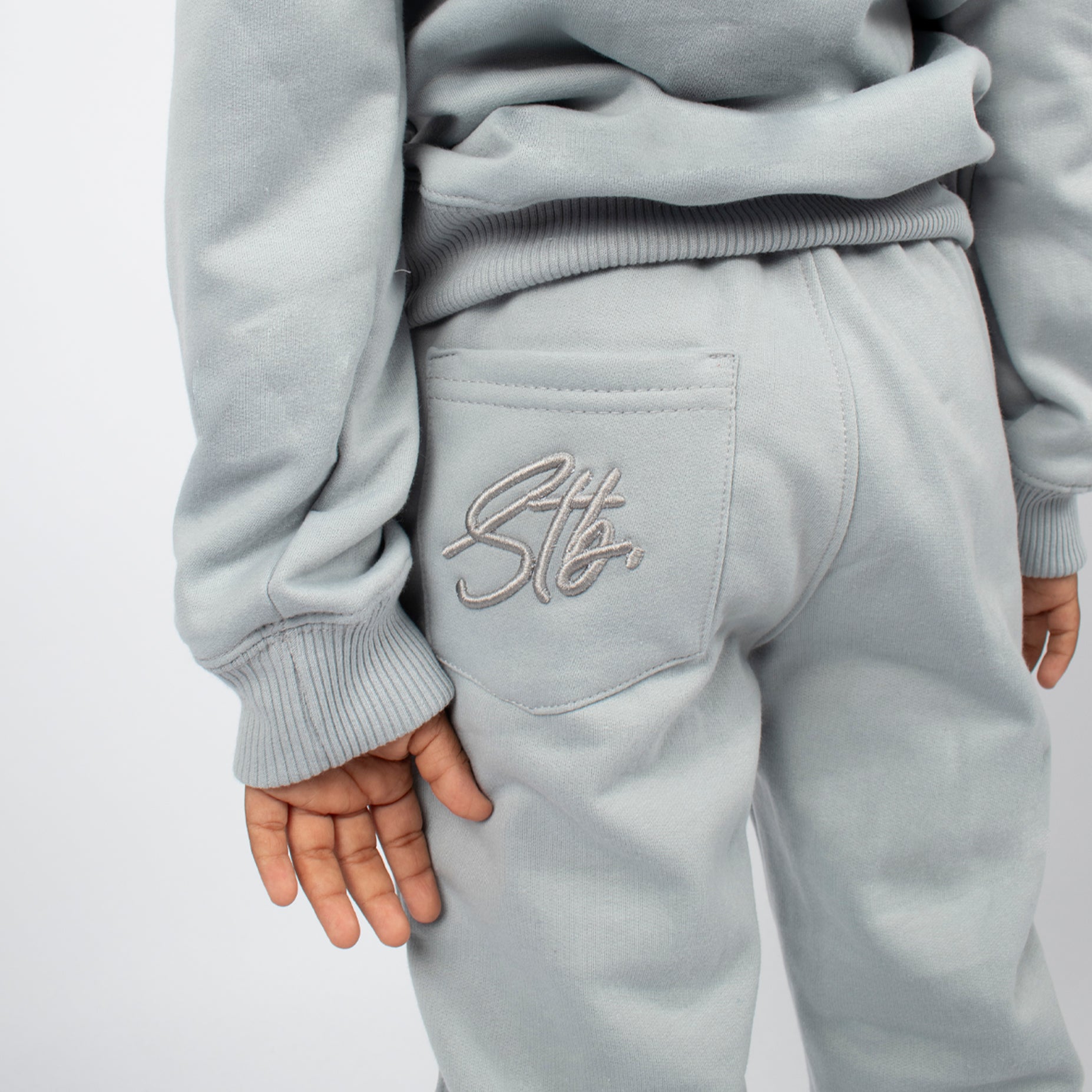 Conjunto niño sudadera gris