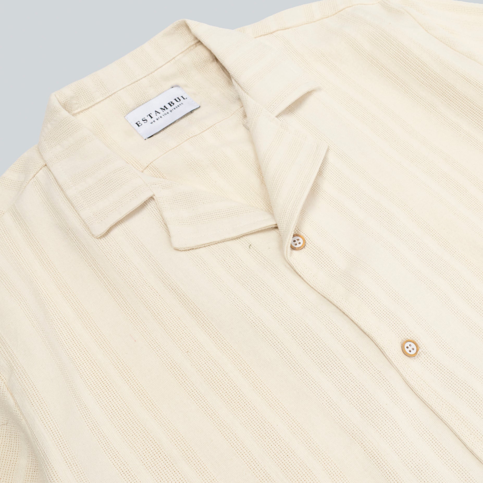 Conjunto hombre textura crema