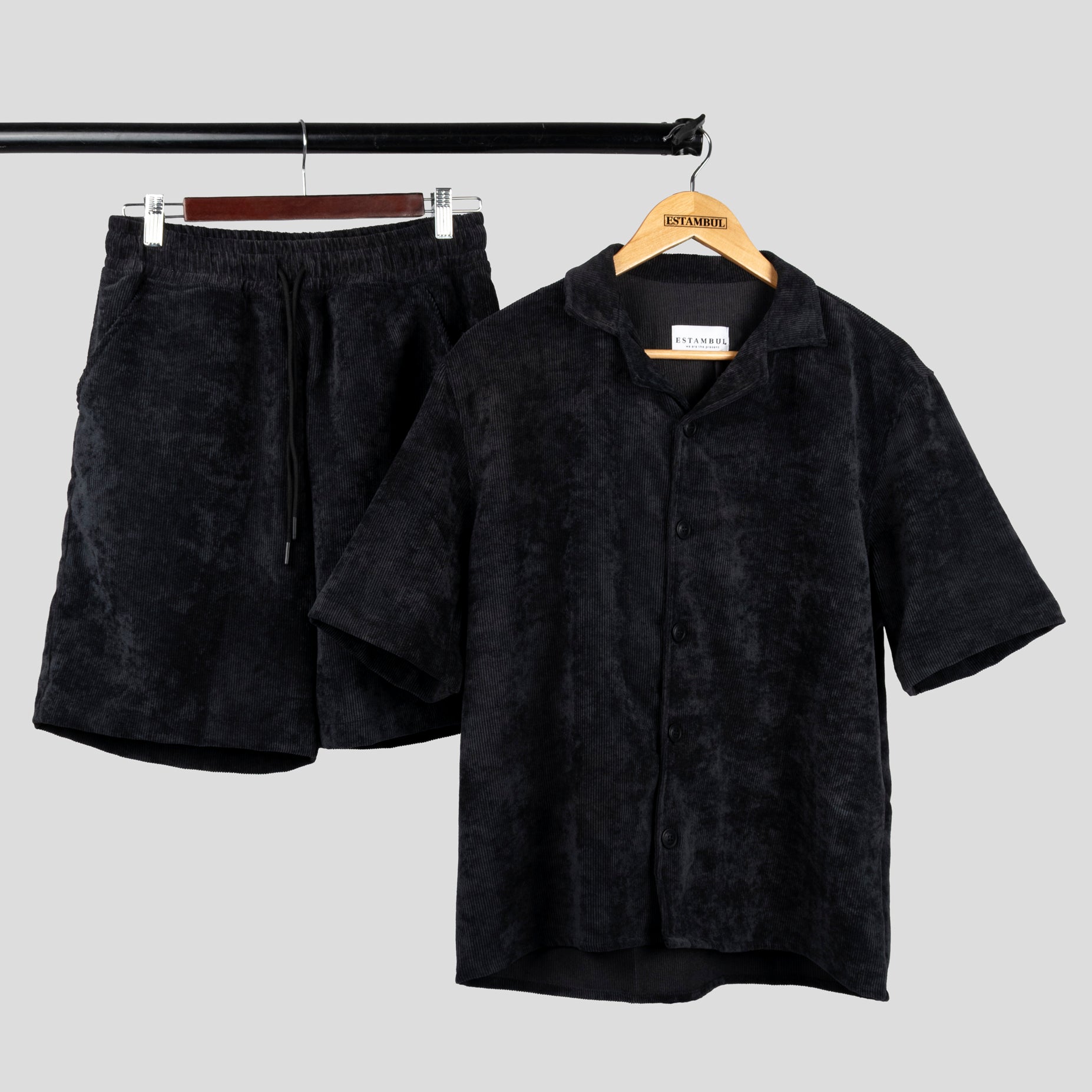 Conjunto hombre textura negro