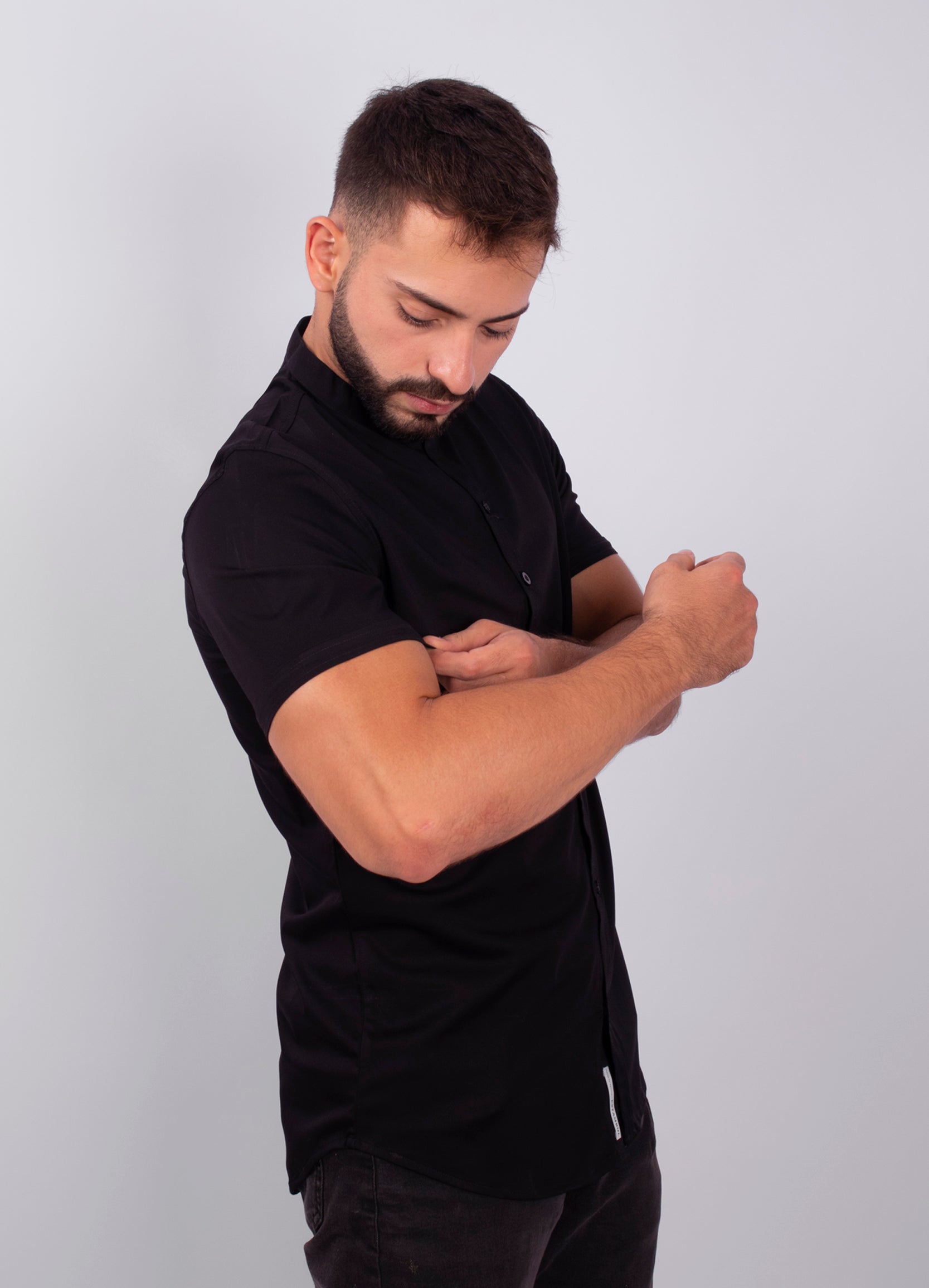 Camisa hombre básica negra