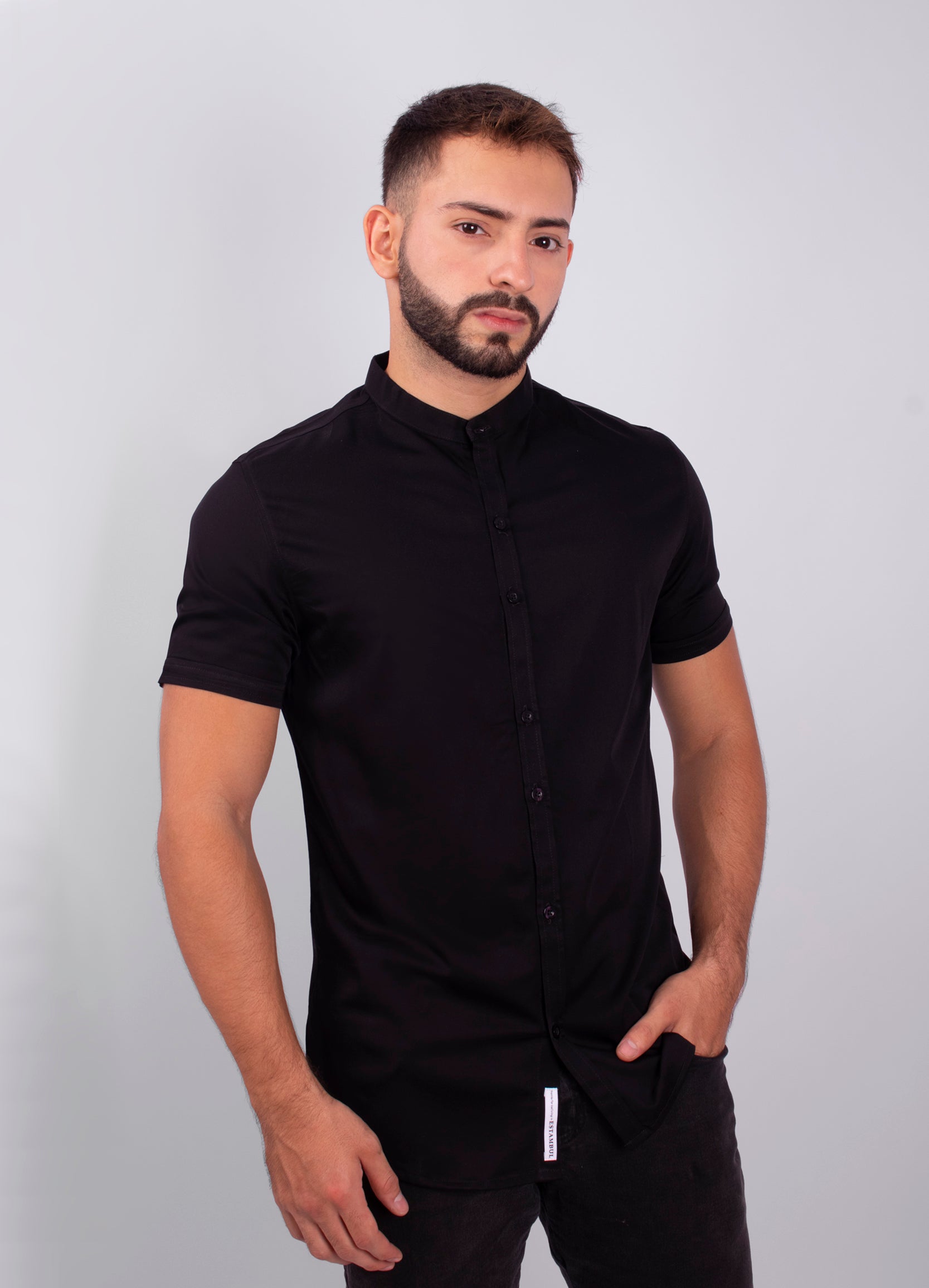 Camisa hombre básica negra