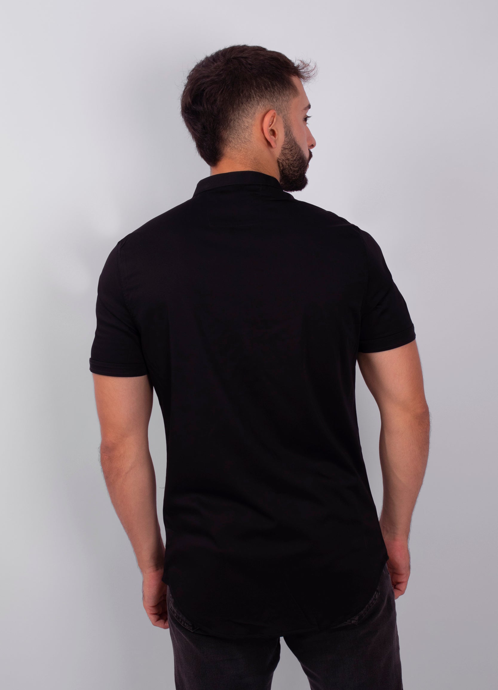 Camisa hombre básica negra
