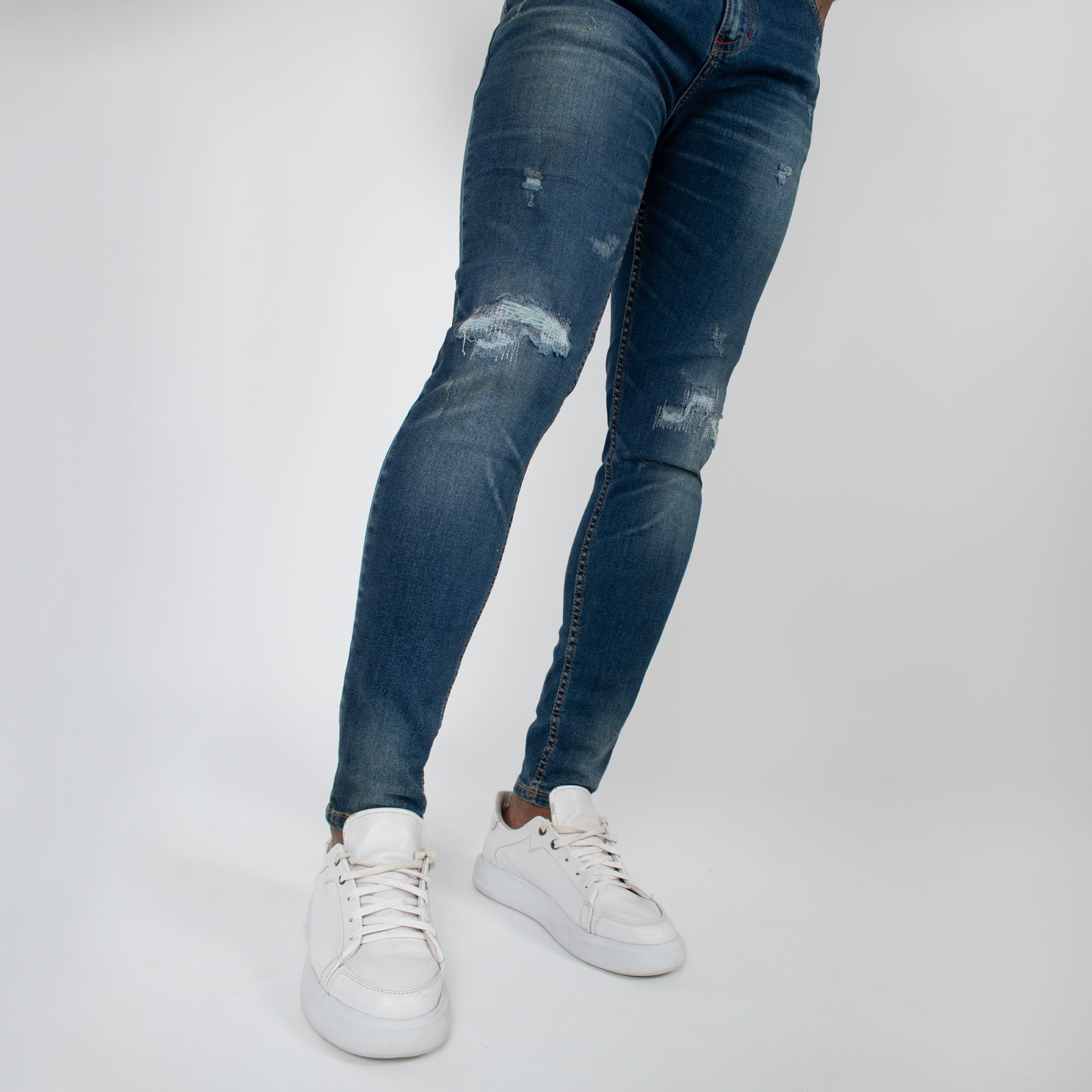 Jean hombre skinny roto rodilla