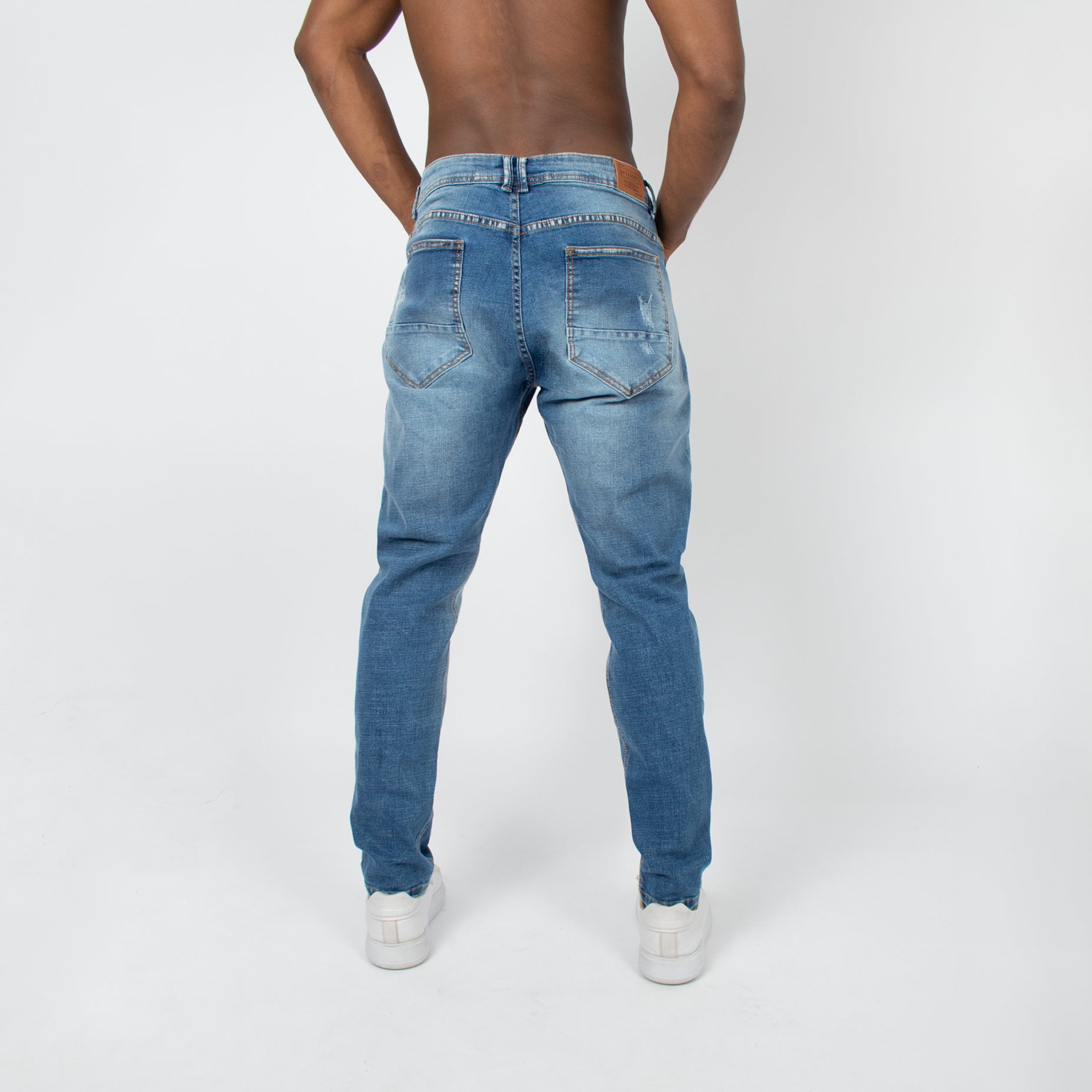 Jean hombre skinny azul claro