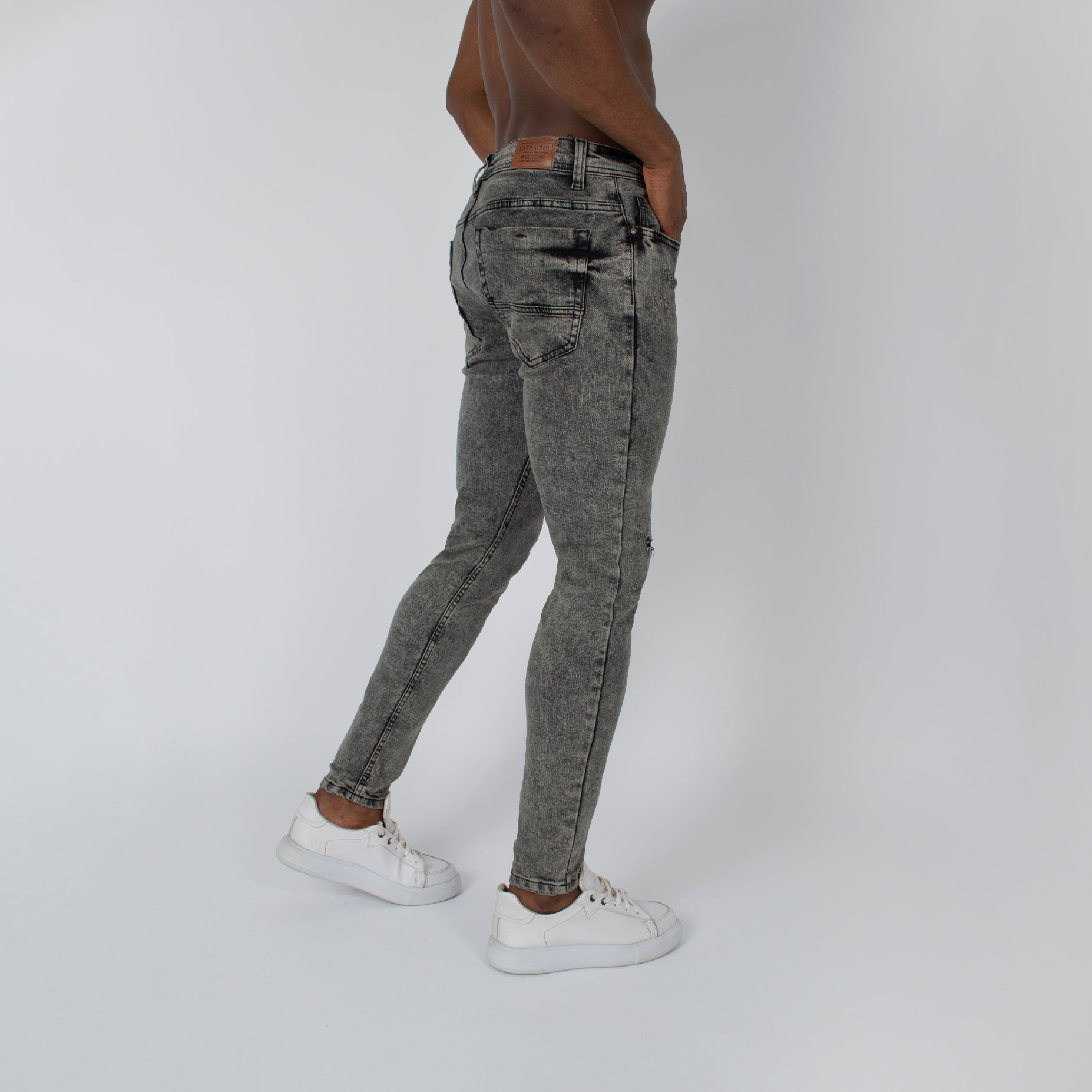 Jean hombre skinny gris