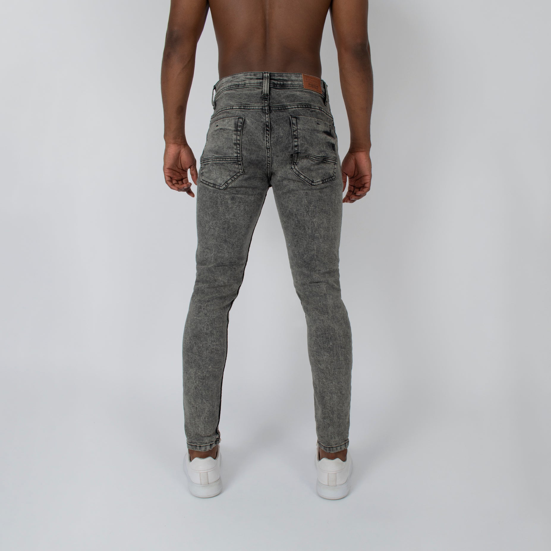 Jean hombre skinny gris