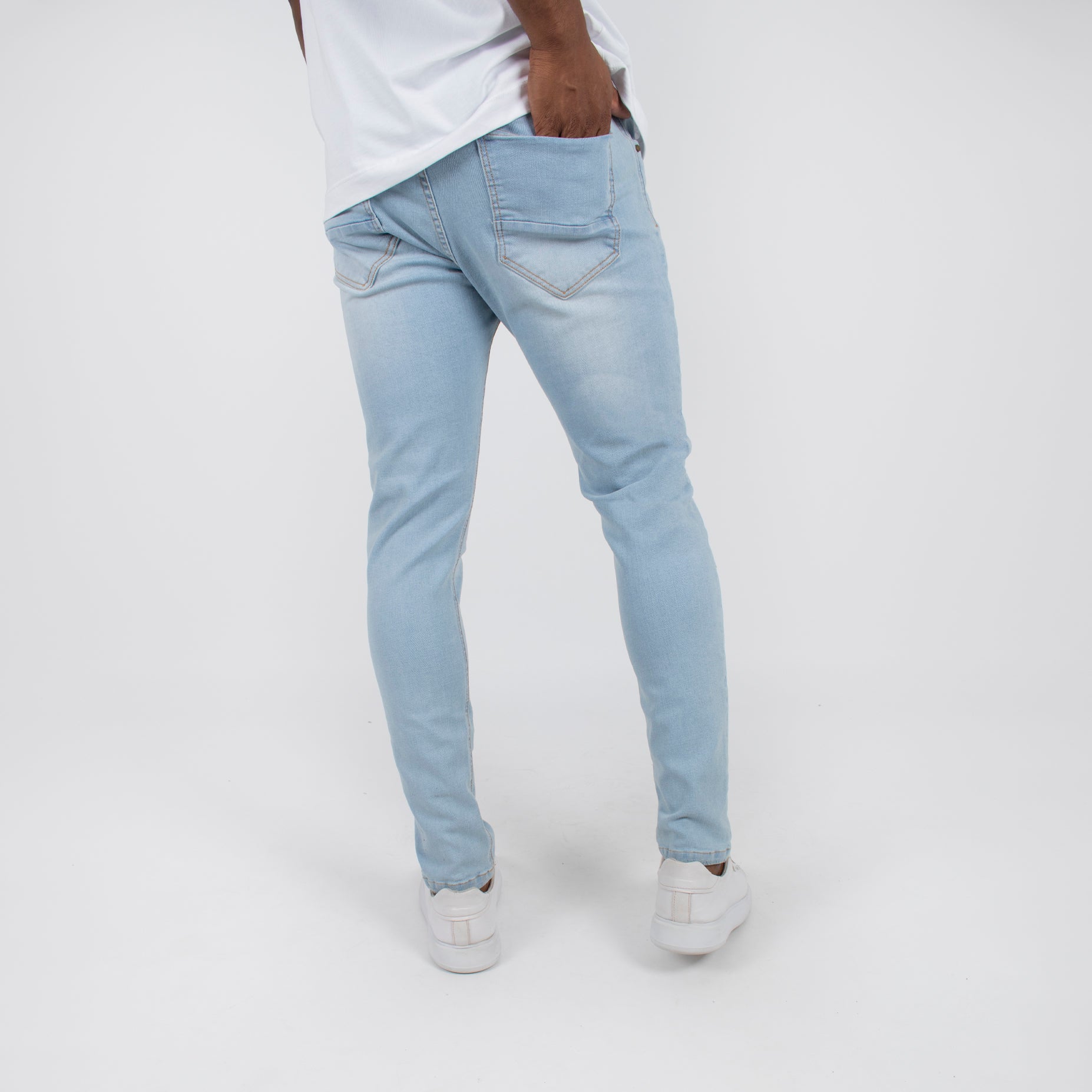 Jean hombre Regular azul claro