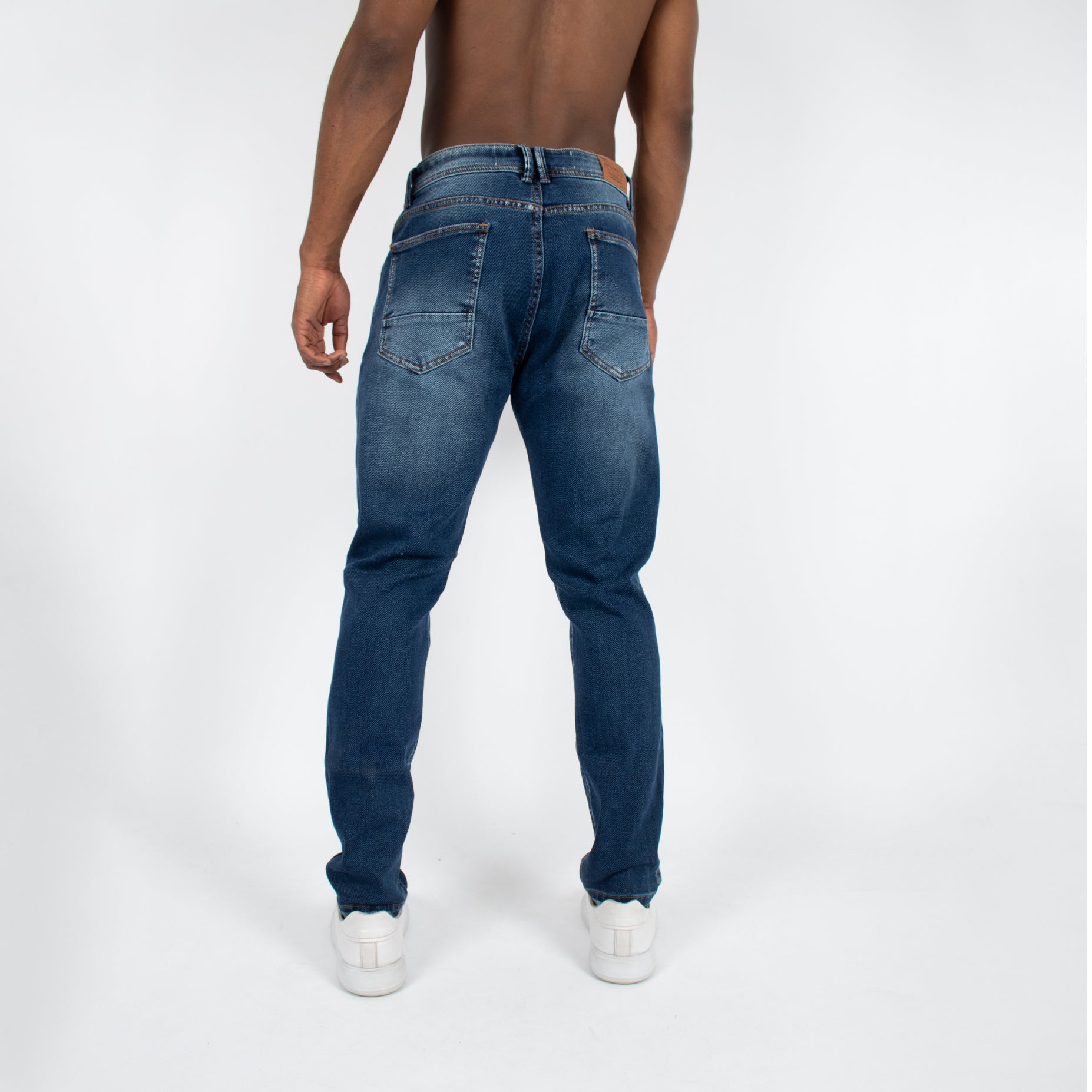 Jean hombre skinny roto rodilla