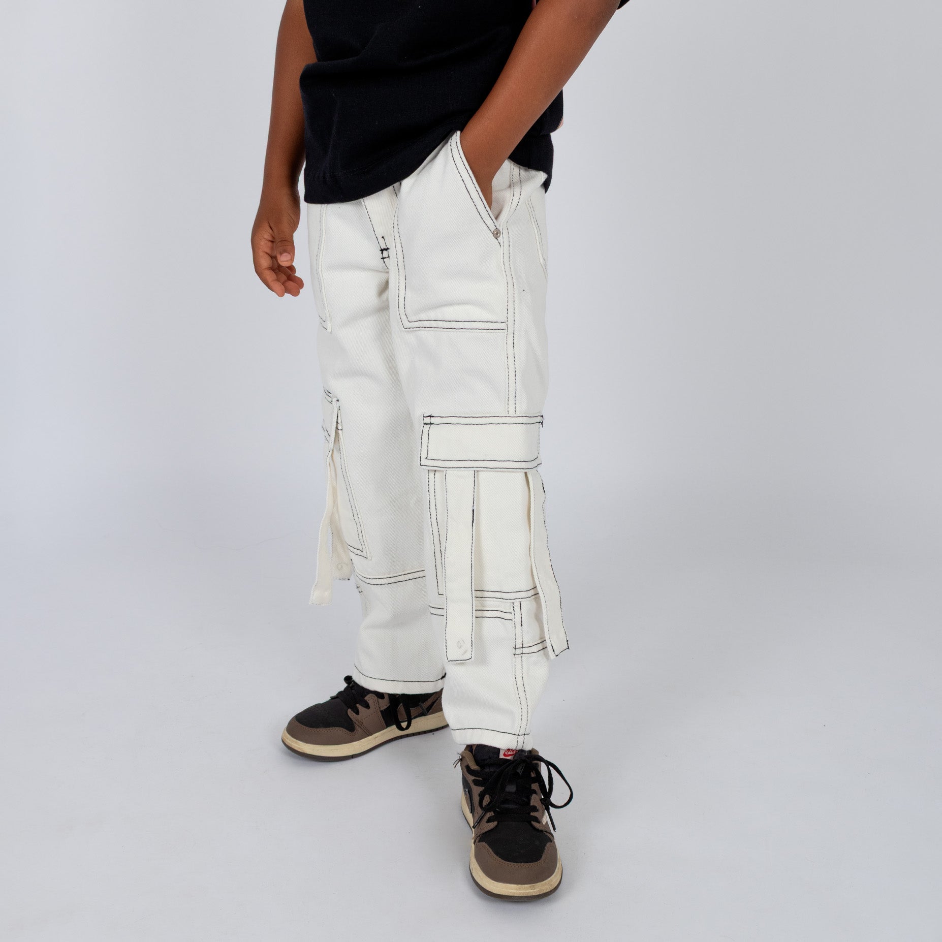 Jean cargo niño blanco