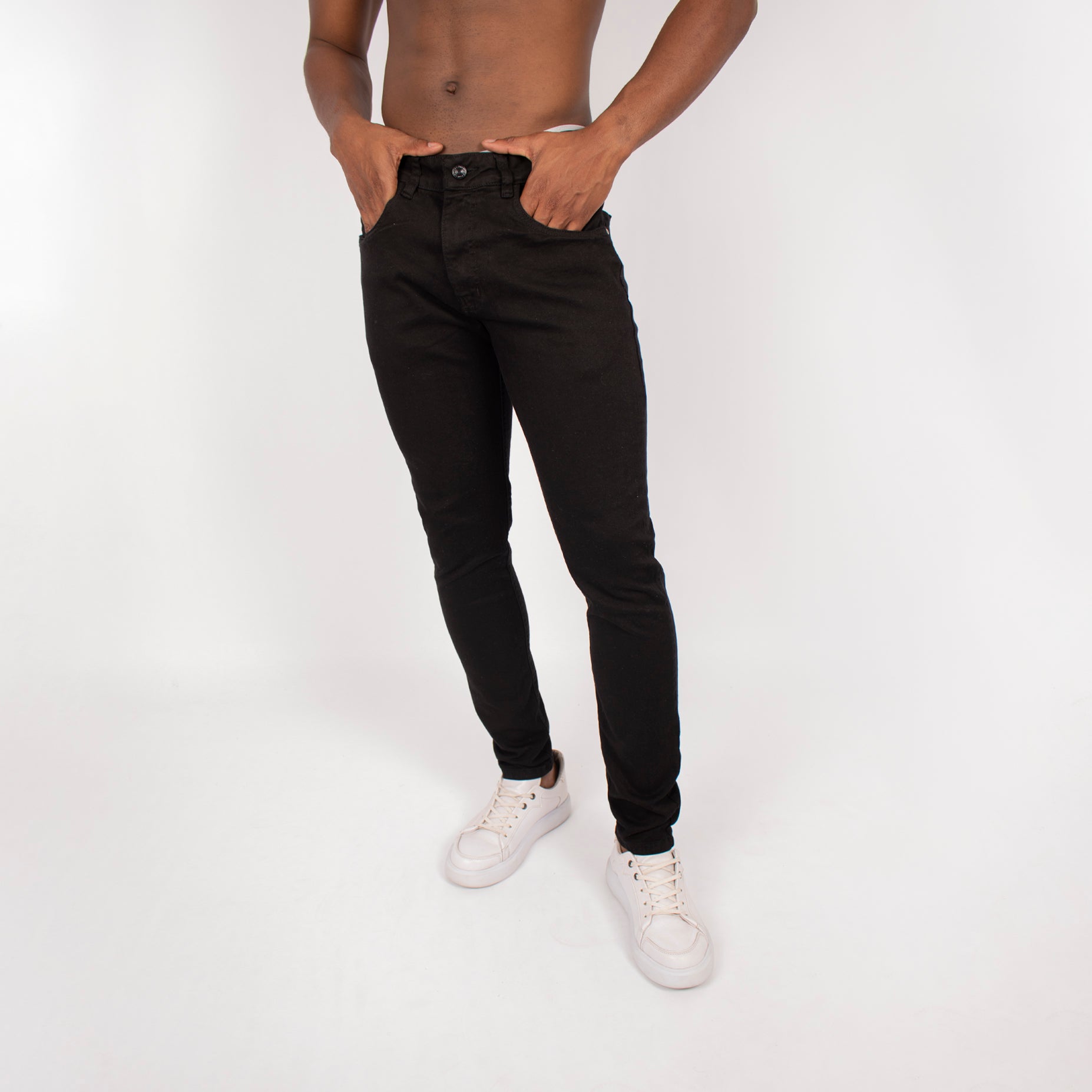 Jean hombre skinny negro clasico
