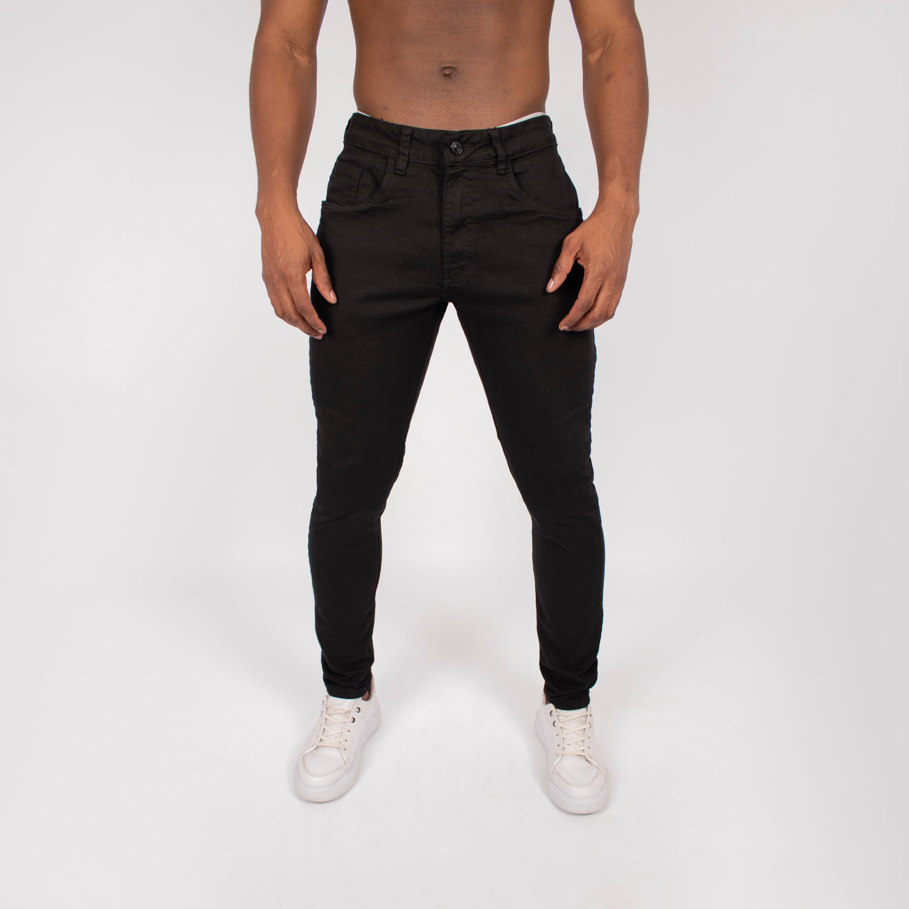 Jean hombre skinny negro clasico