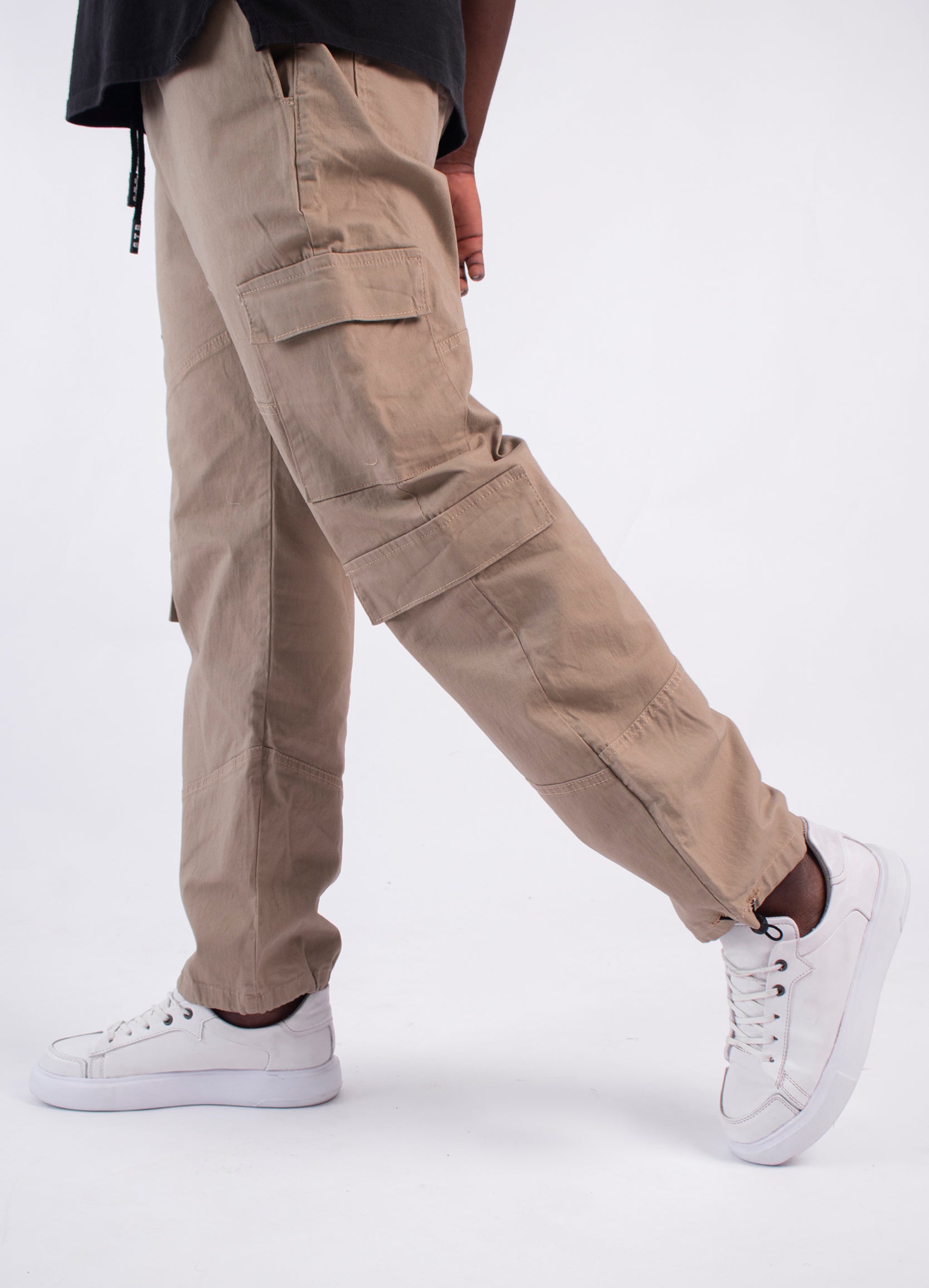 Jogger hombre cargo