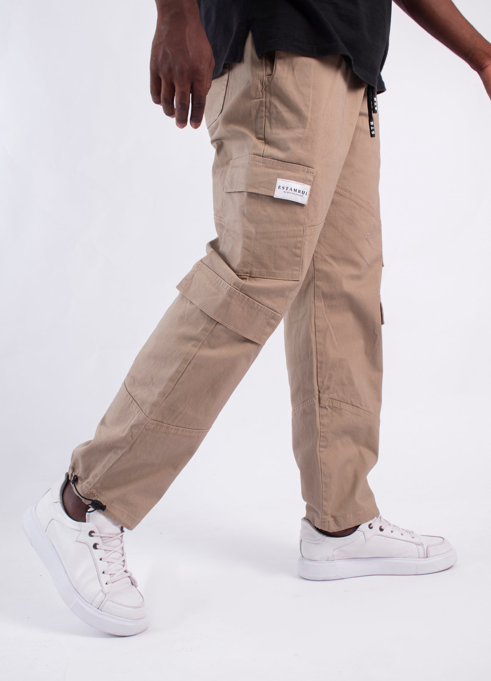Jogger hombre cargo