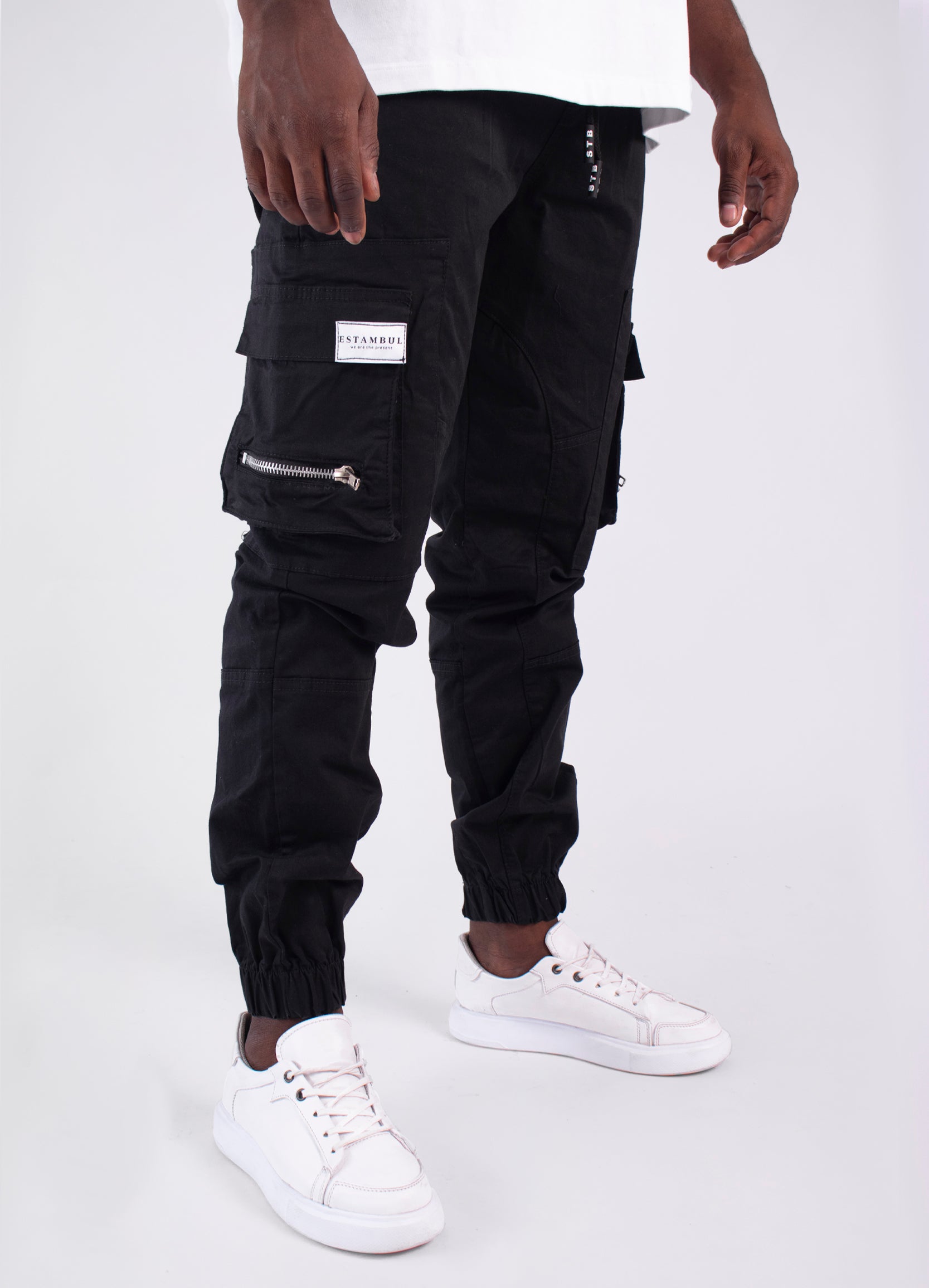 Jogger hombre con cierres