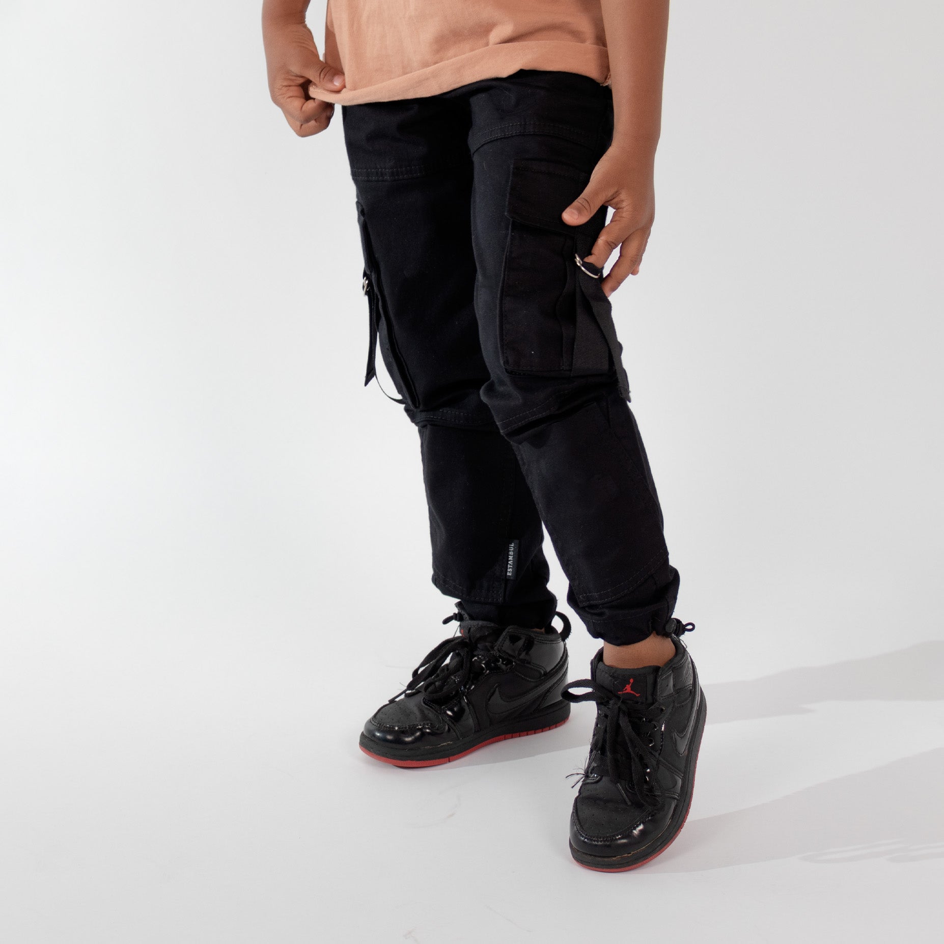 Jogger niño cinta negro