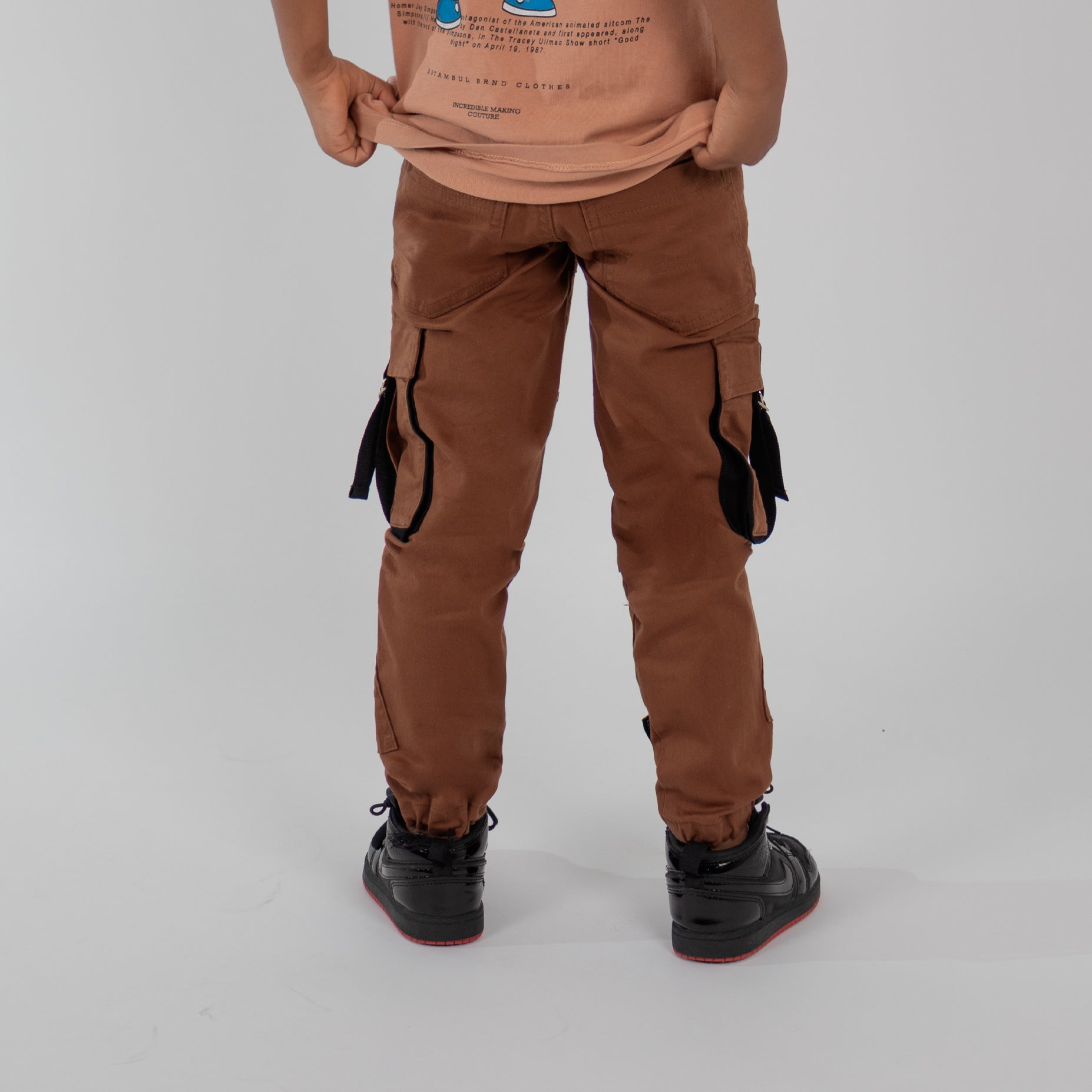 Jogger niño cinta terracota