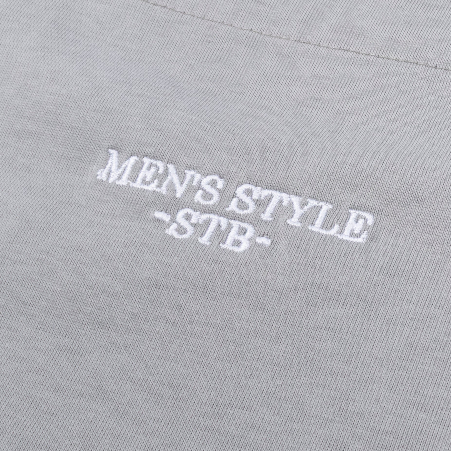 Camisilla hombre bordada gris