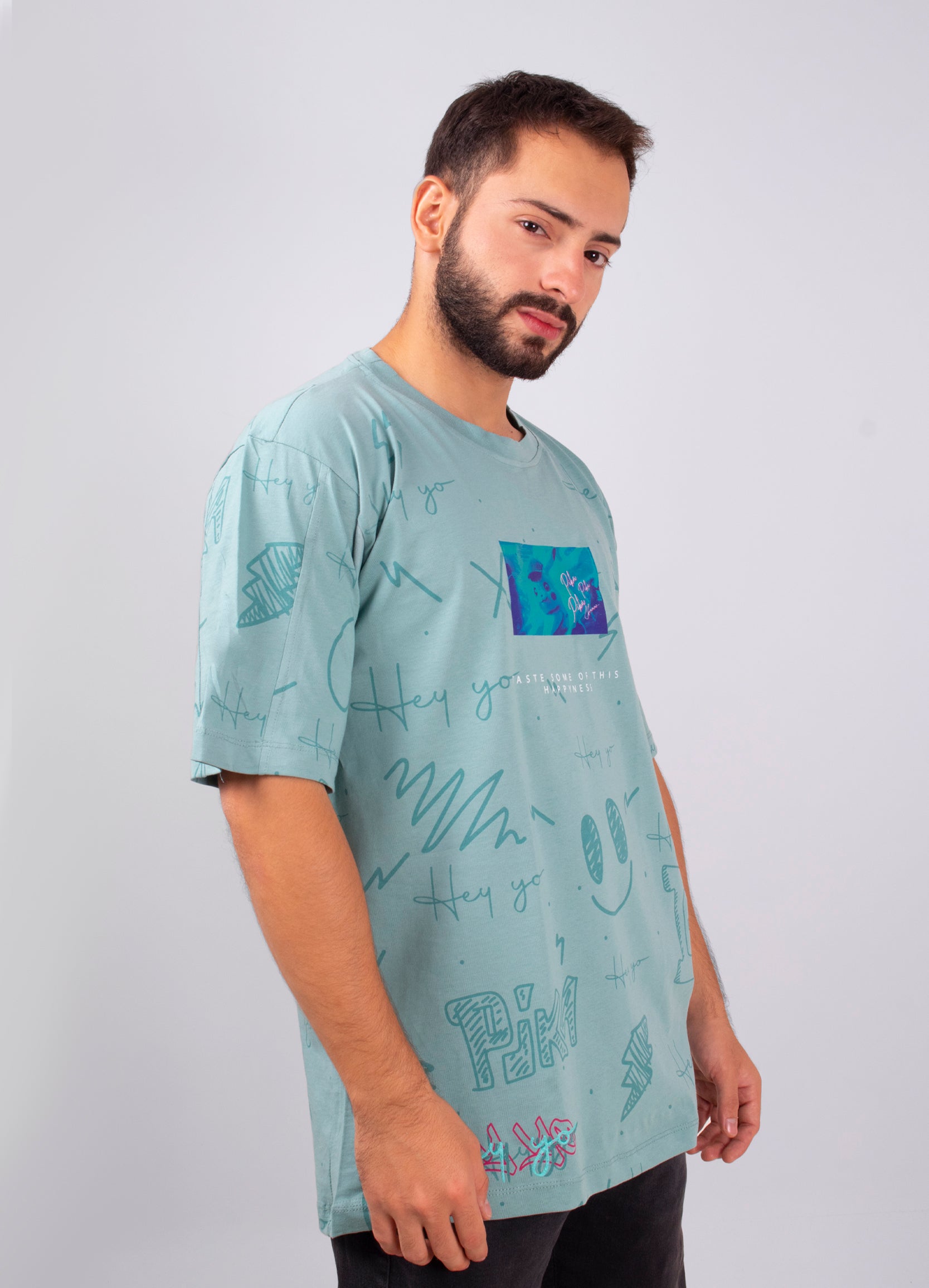 Oversize hombre Pikachu