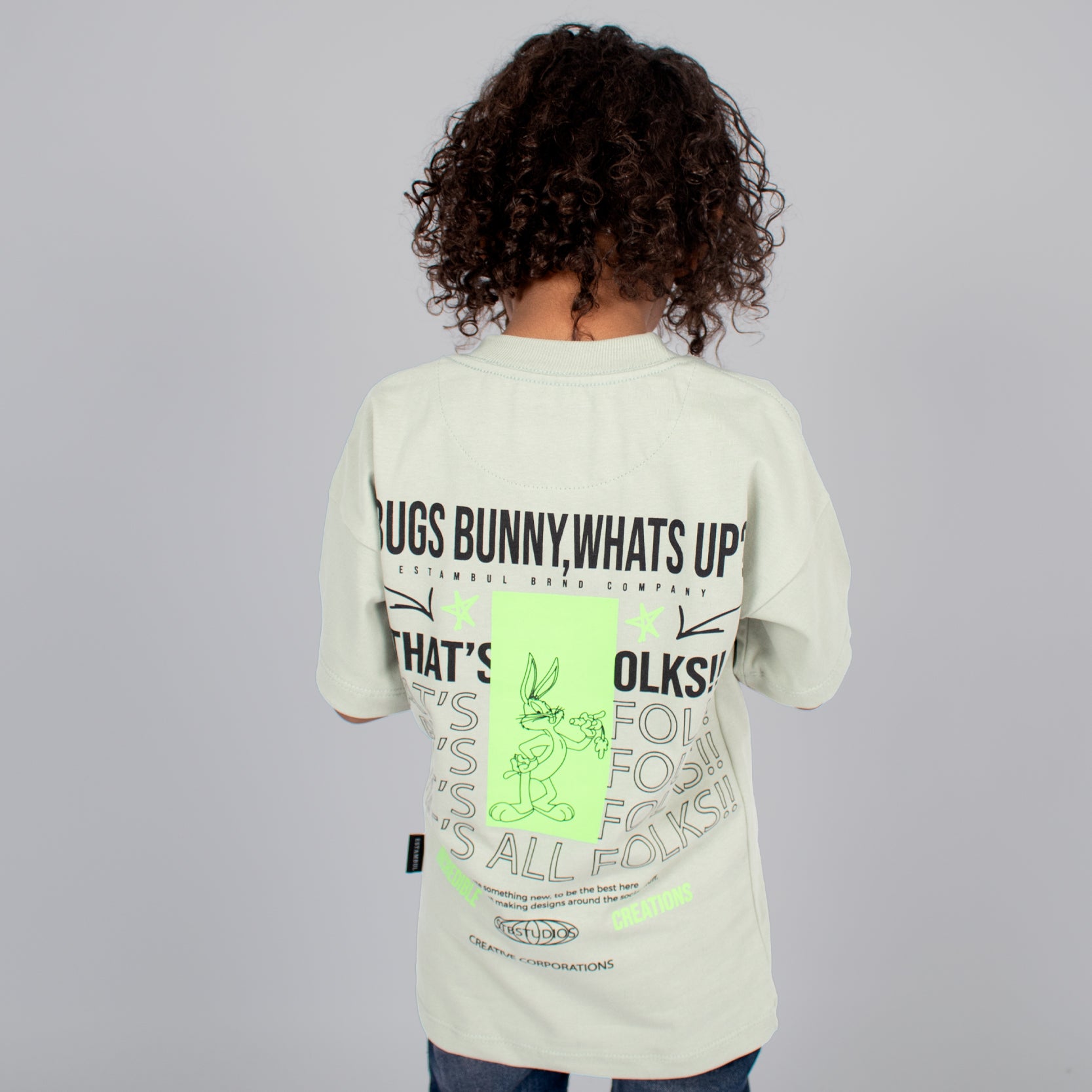 Oversize niño Bugs bunny