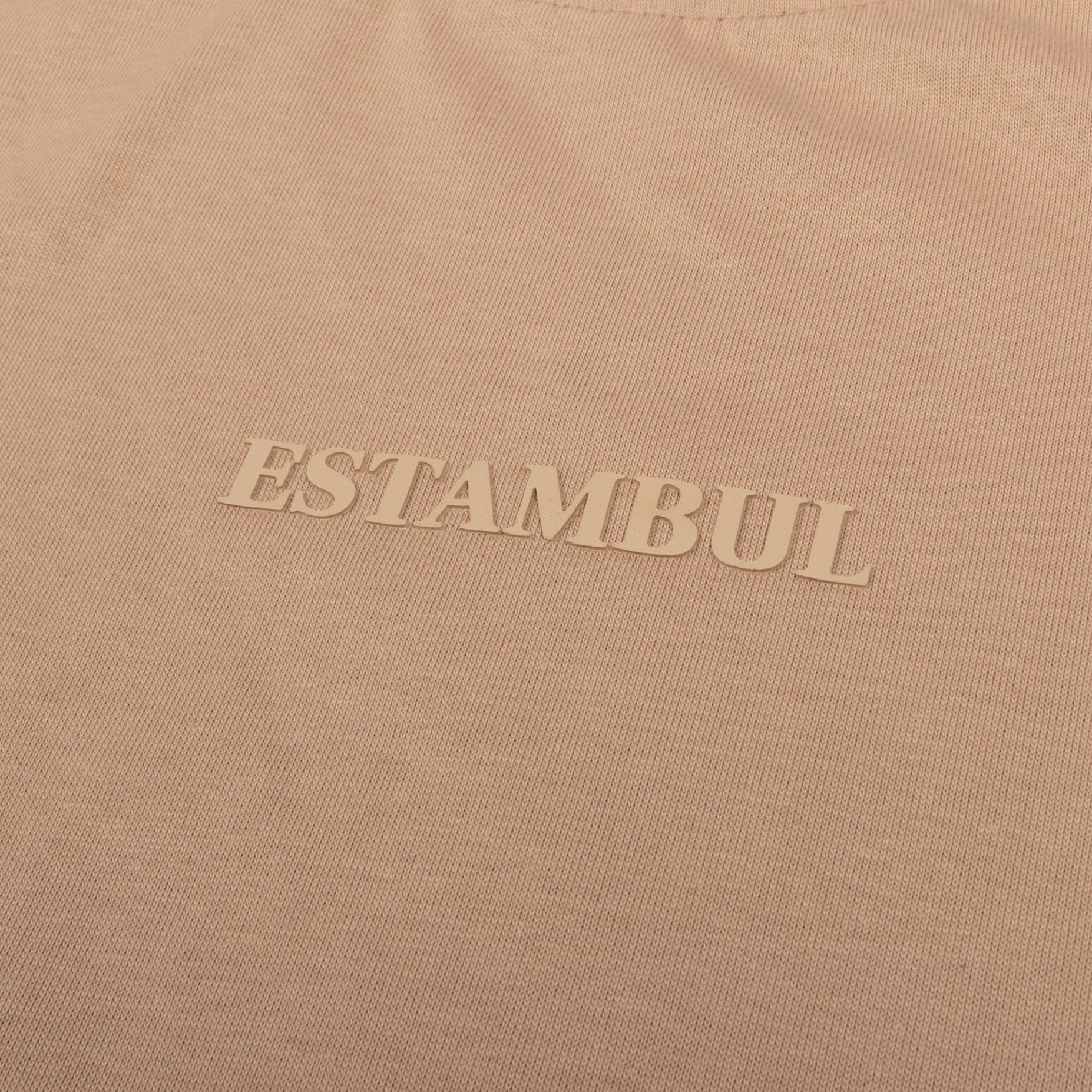 Oversize hombre básica camel