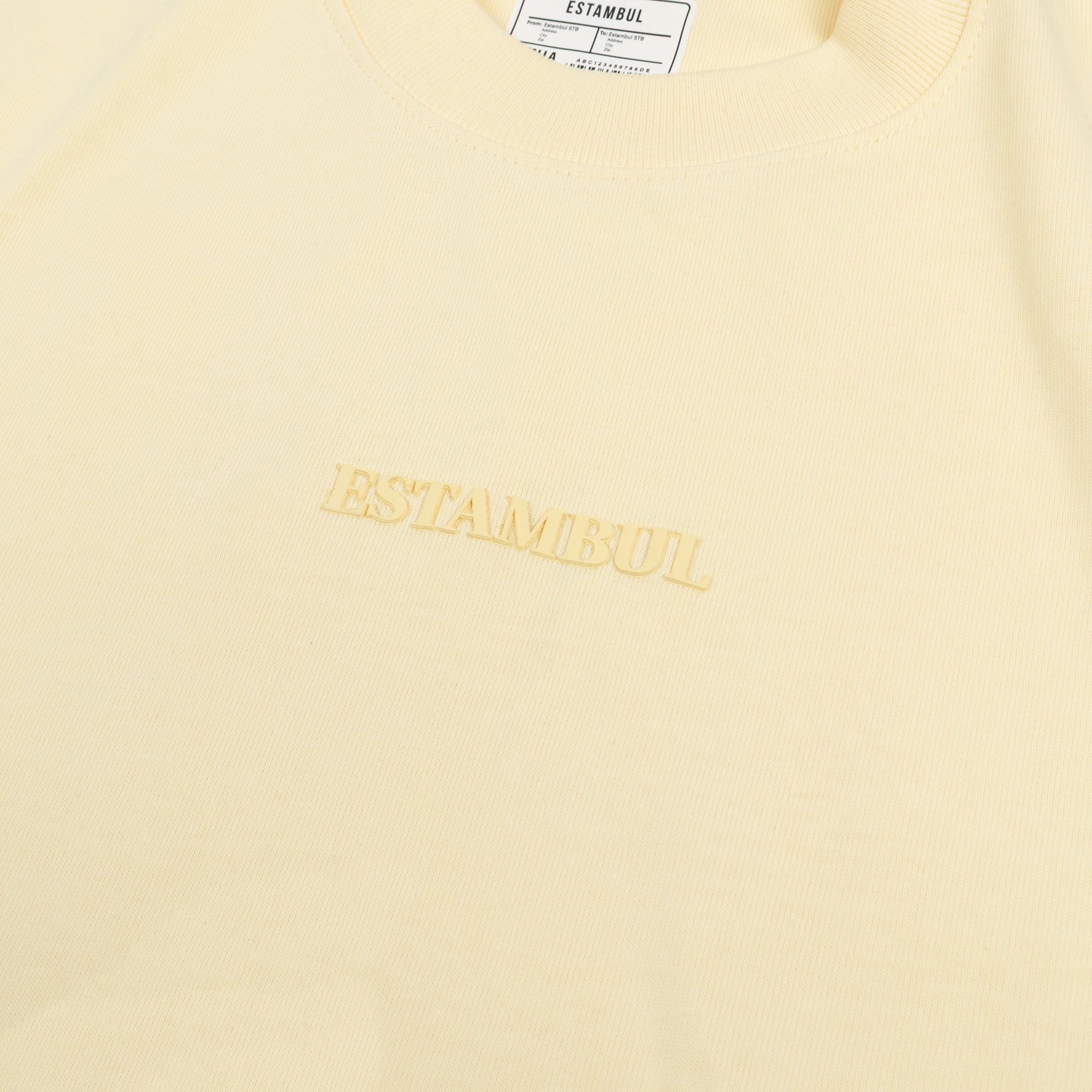 Oversize hombre básica amarilla