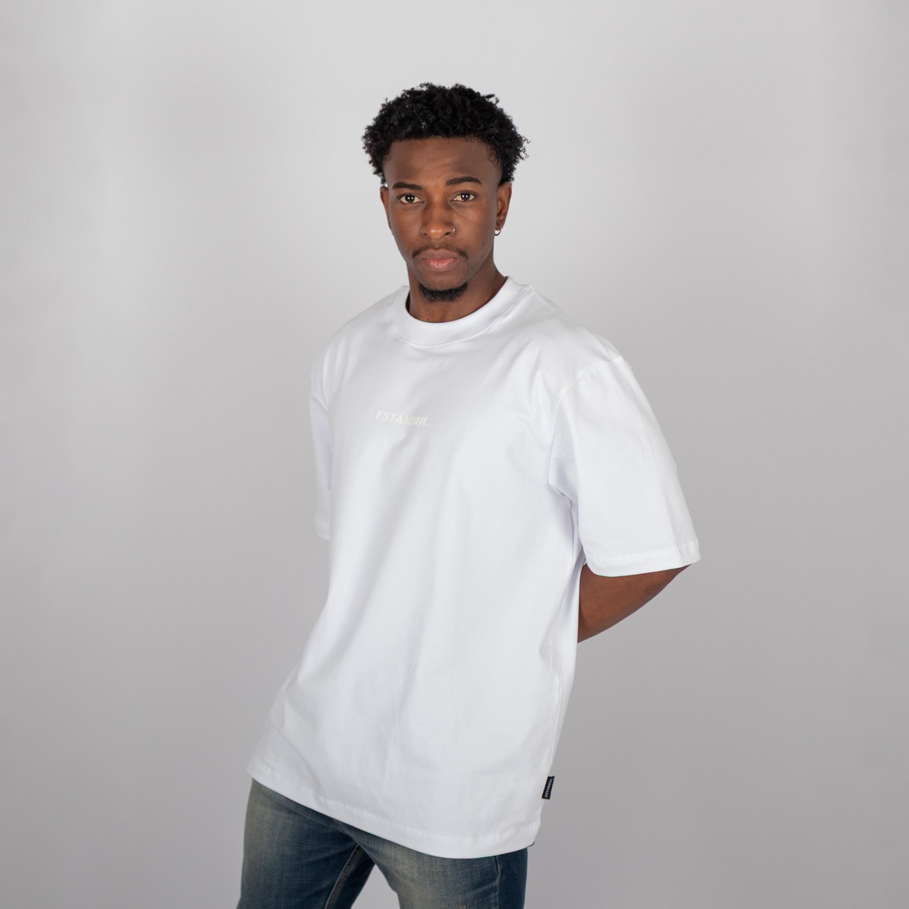 Oversize hombre basica blanca
