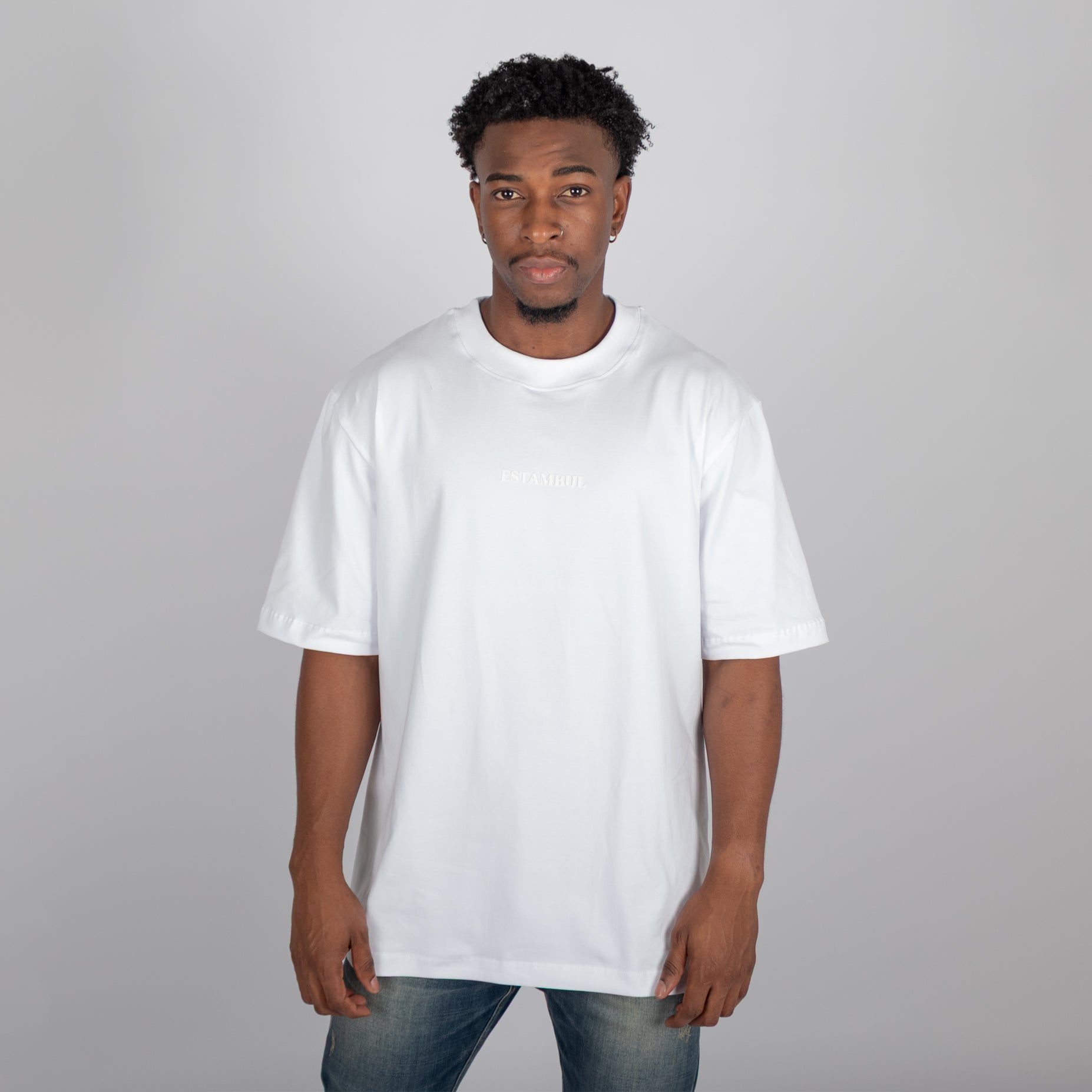 Oversize hombre basica blanca