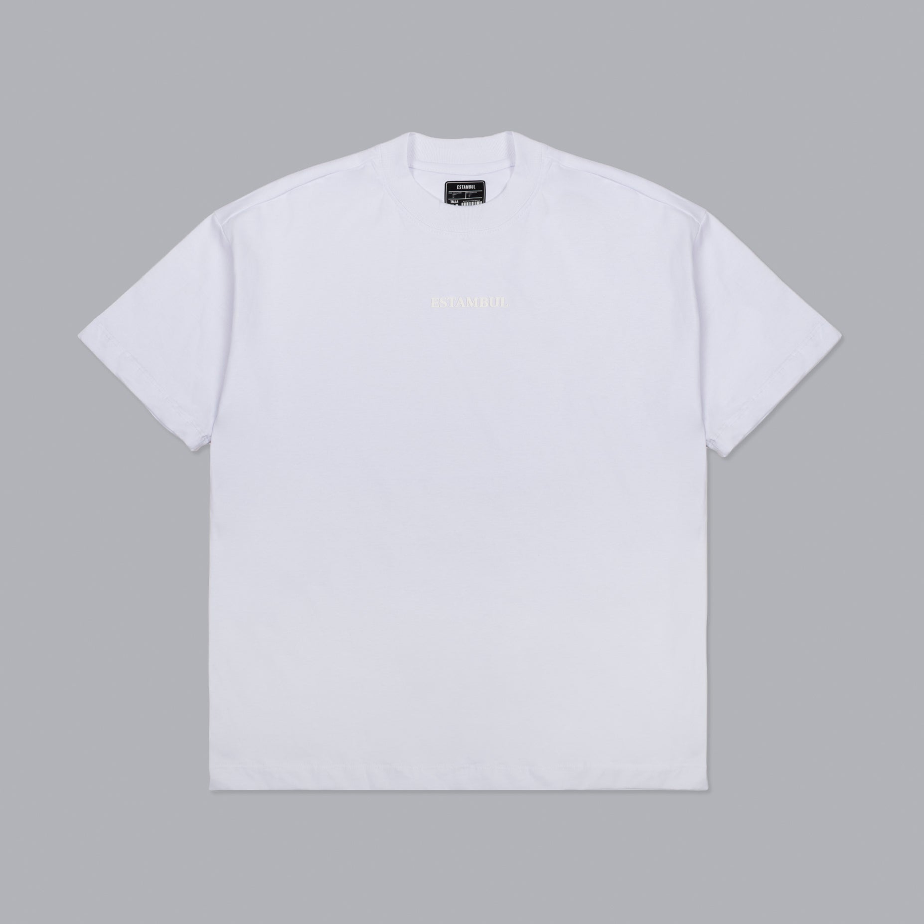 Oversize  hombre básica blanca