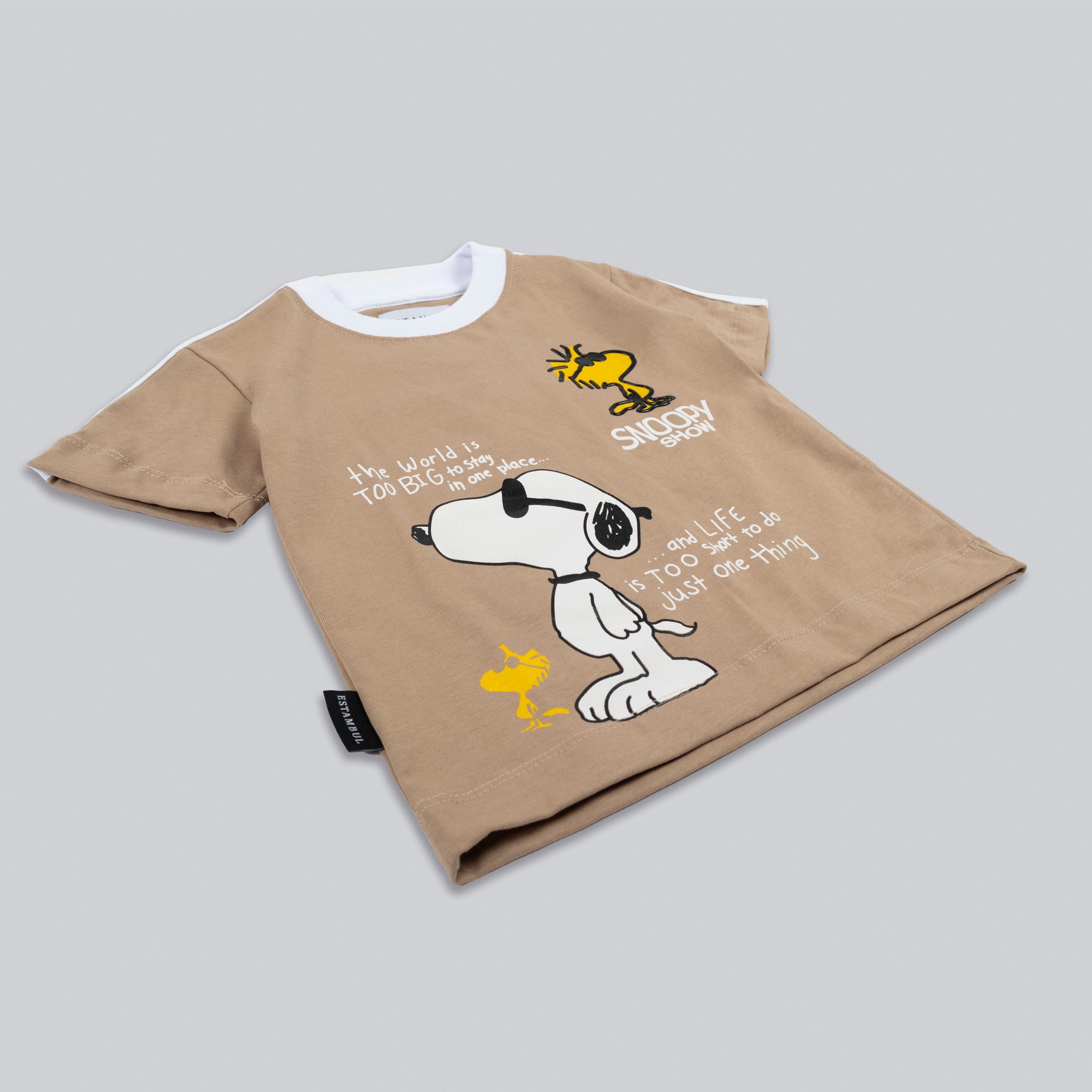Oversize baby snoopy