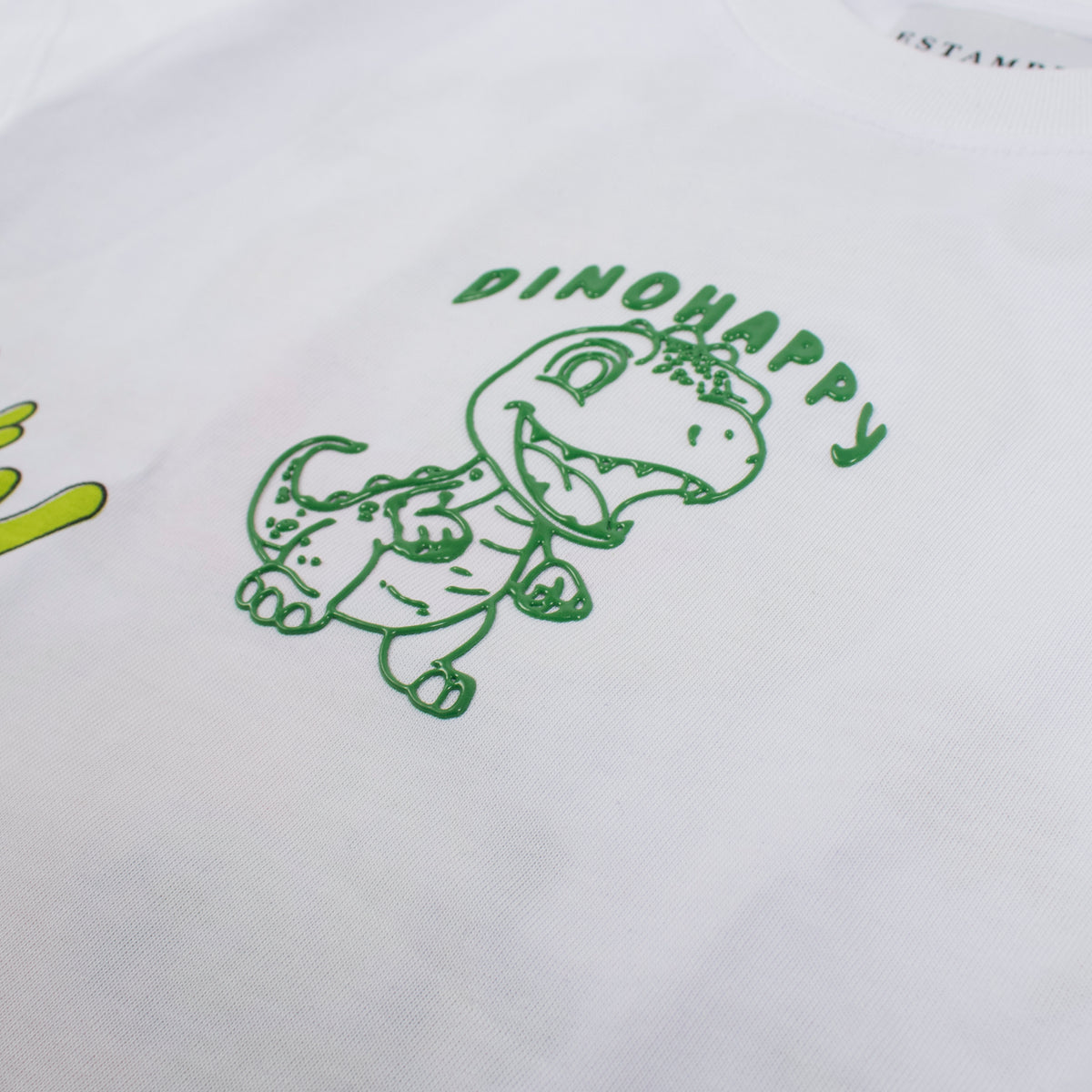 Oversize baby Dino