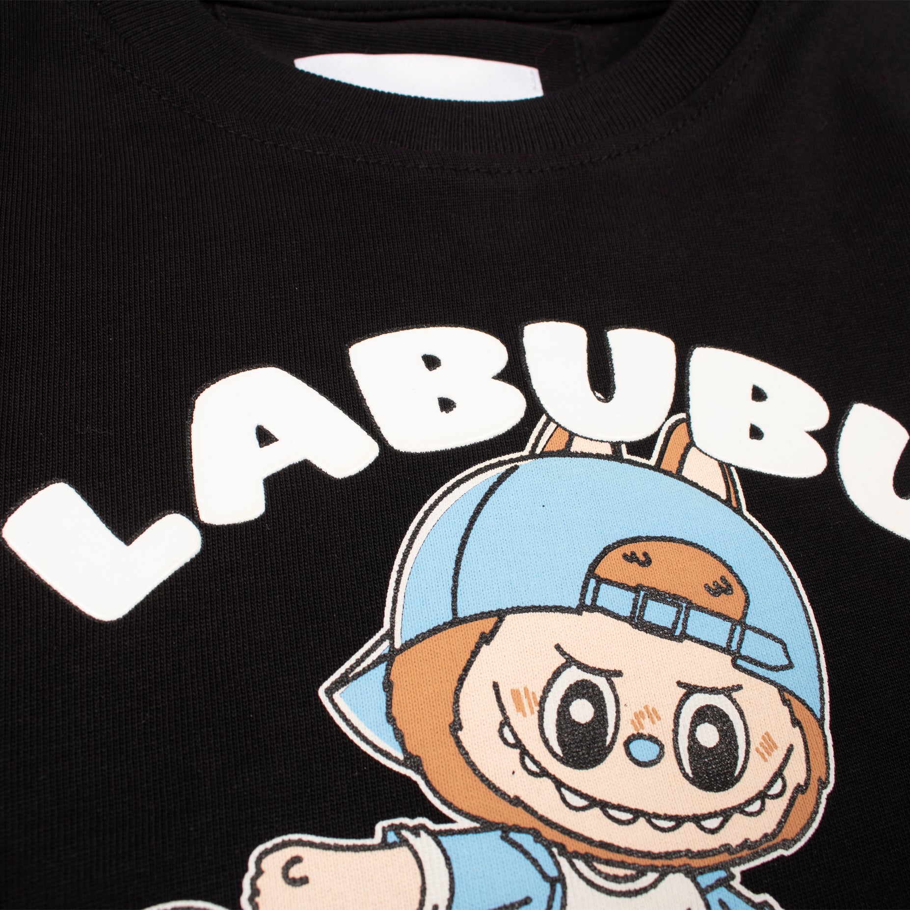 Oversize baby Labubu