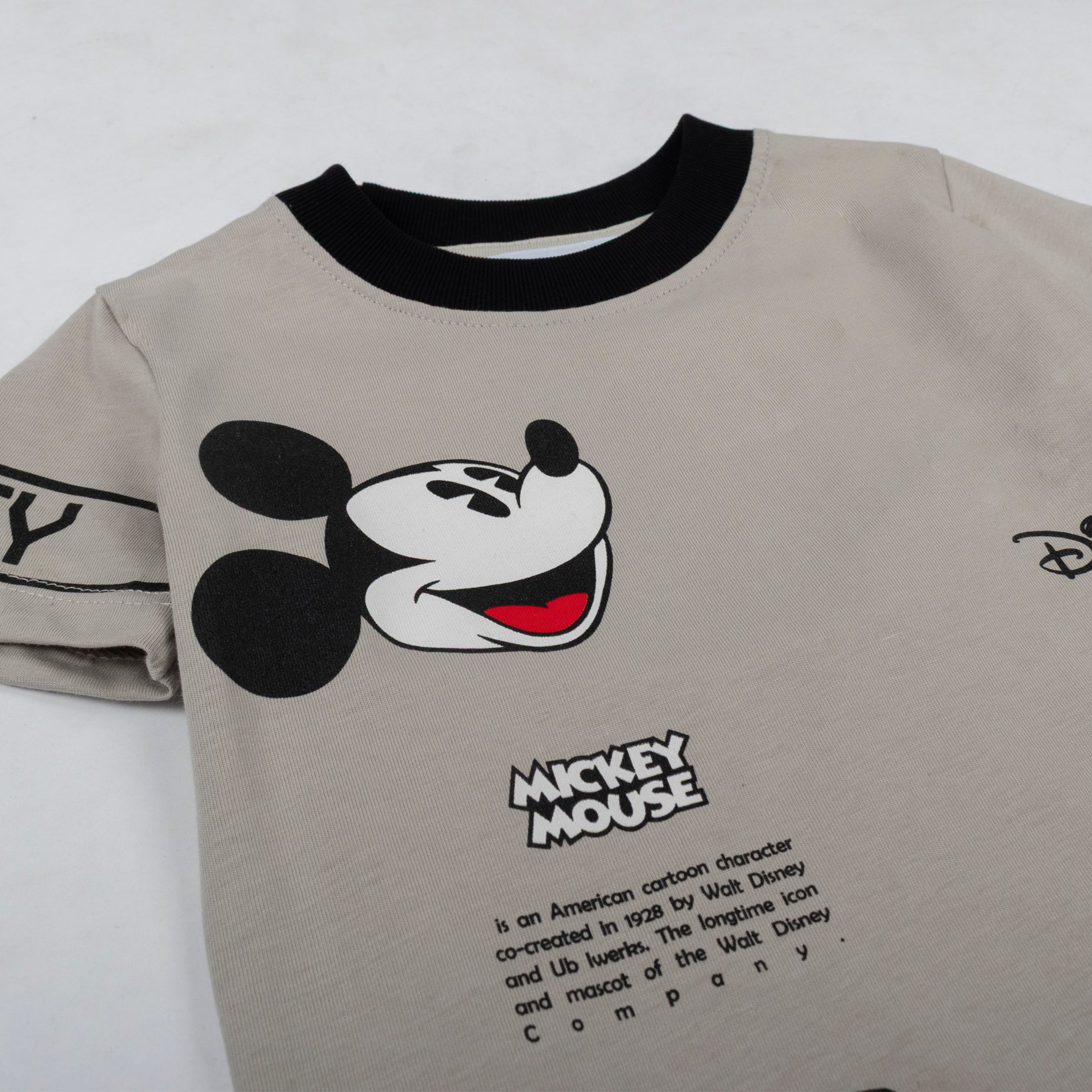 Oversize baby Mickey