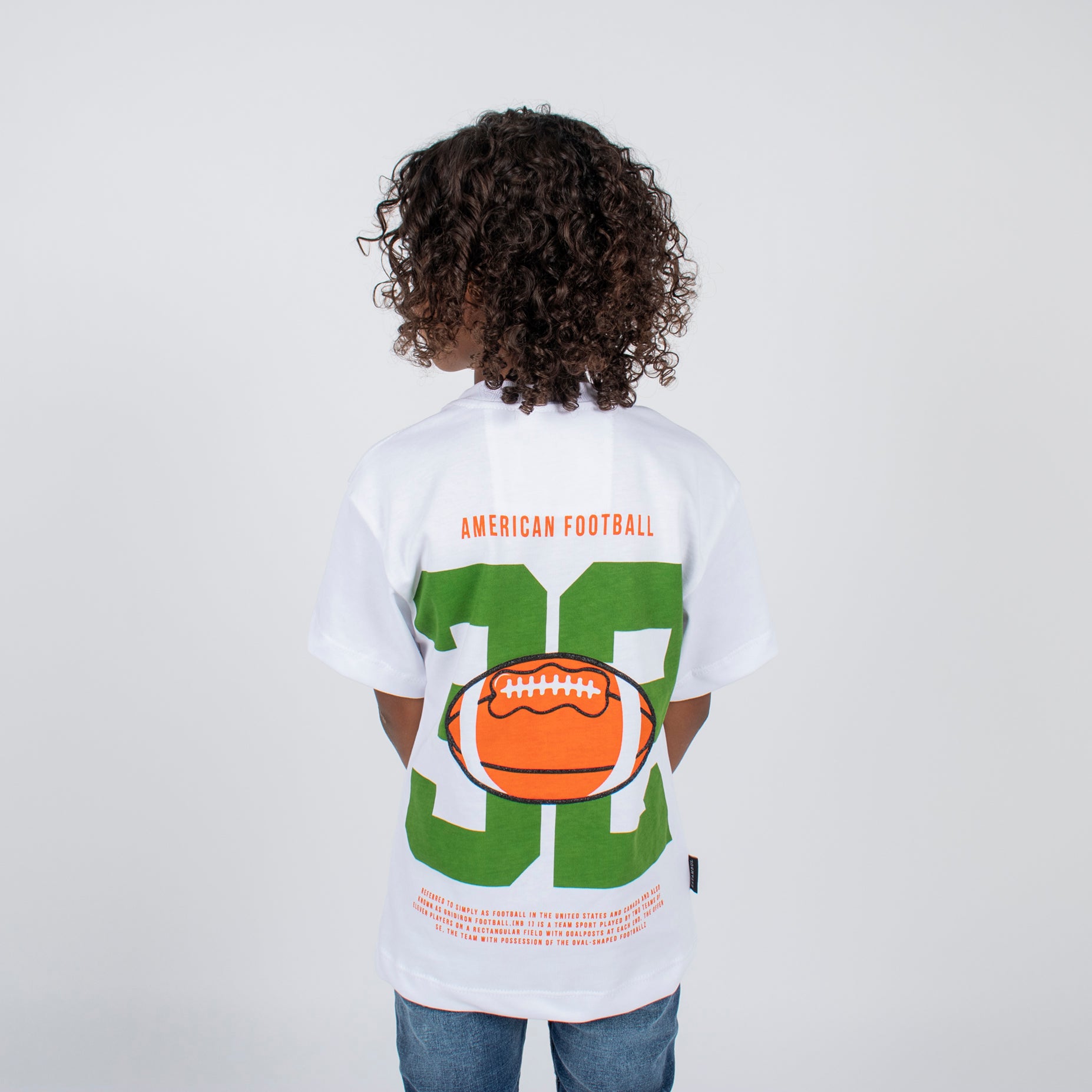 Oversize niño American football