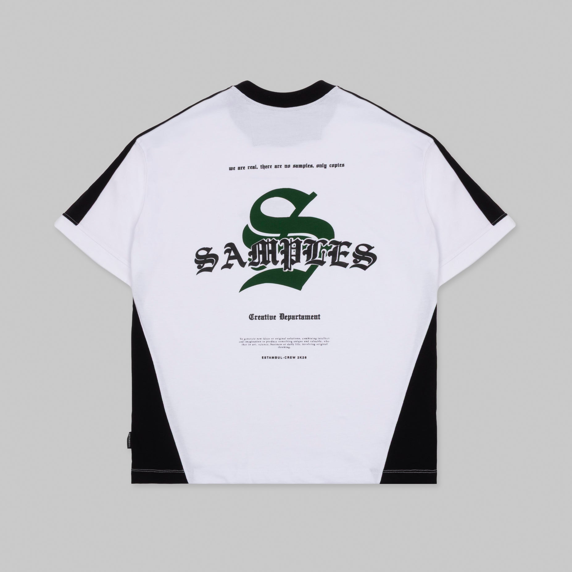 Camiseta regular adulto cortes samples