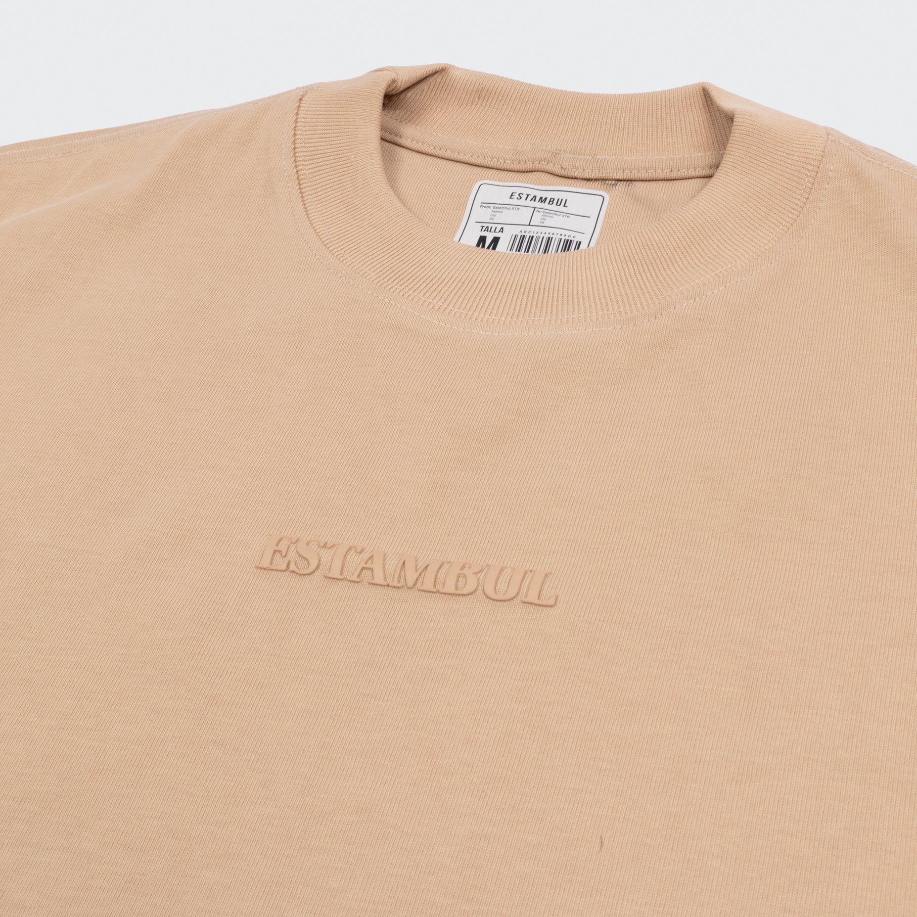 Oversize hombre básica camel