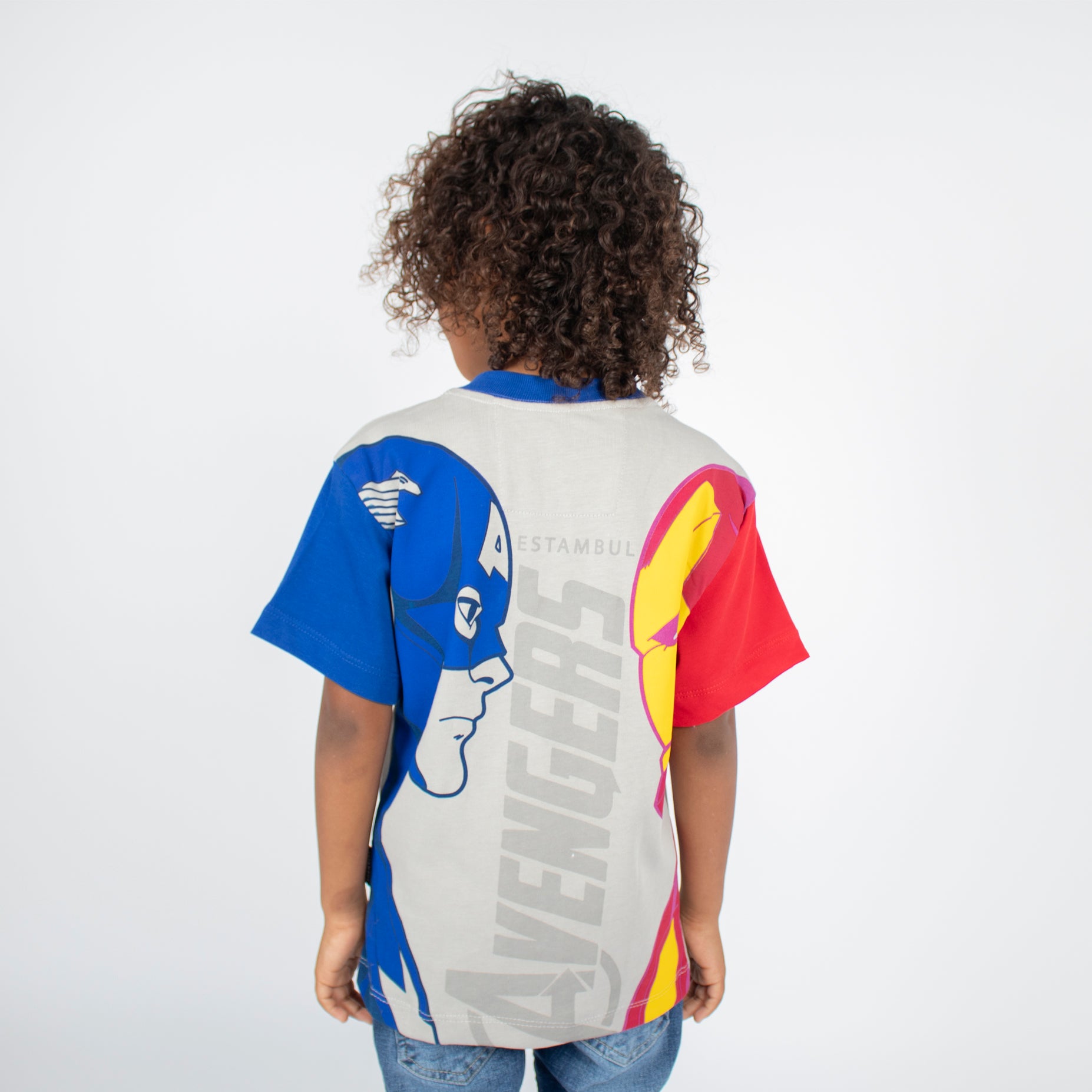 Oversize niño Avengers