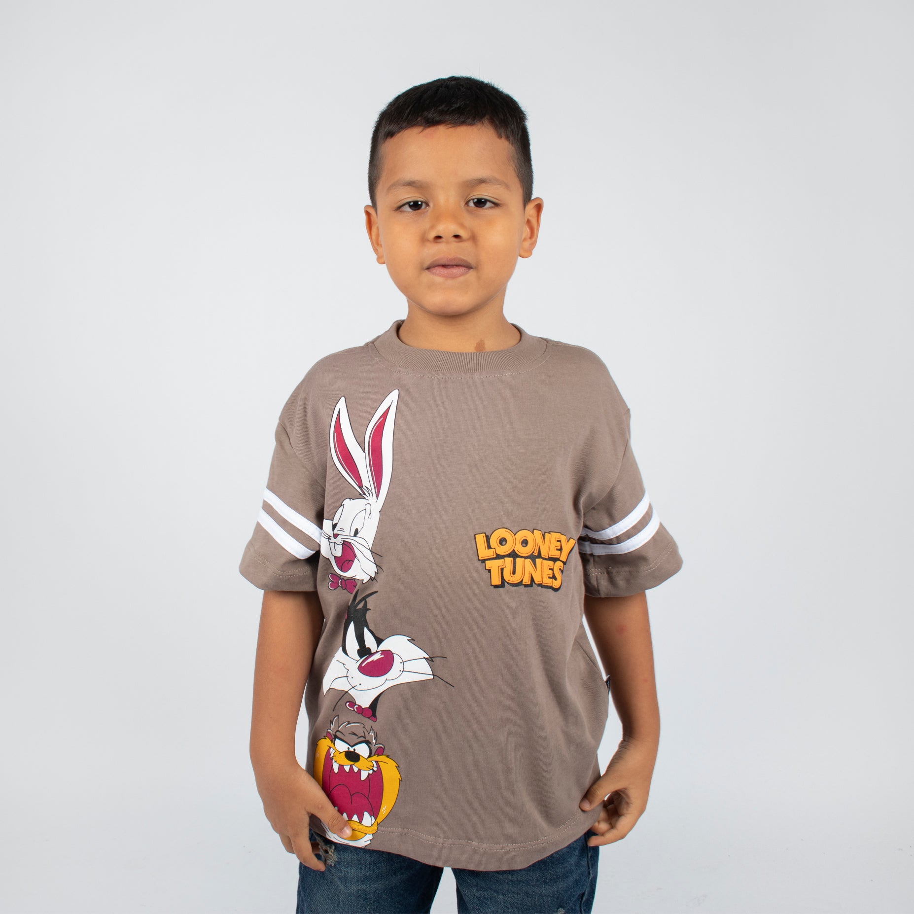 Oversize niño Looney Tunes