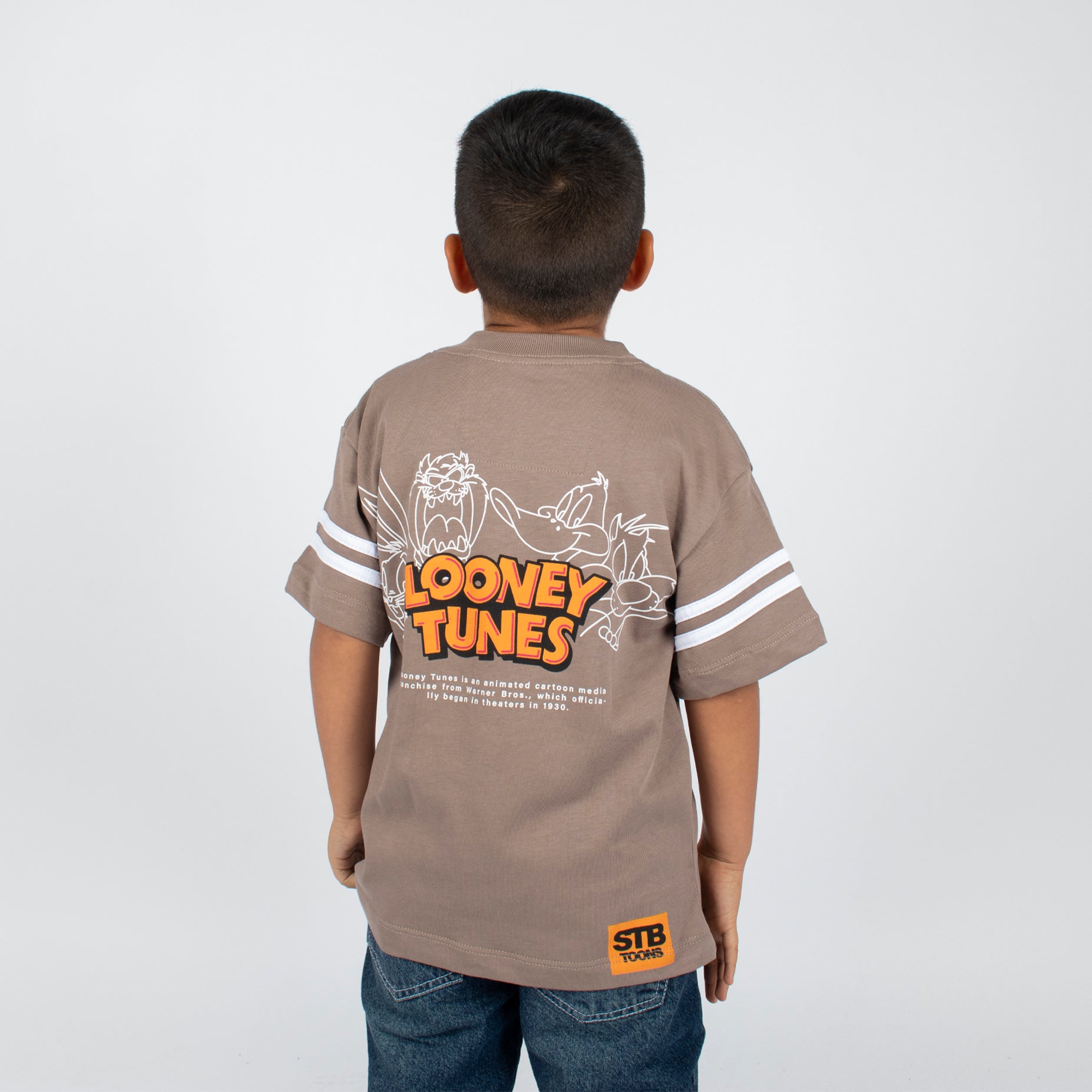 Oversize niño Looney Tunes