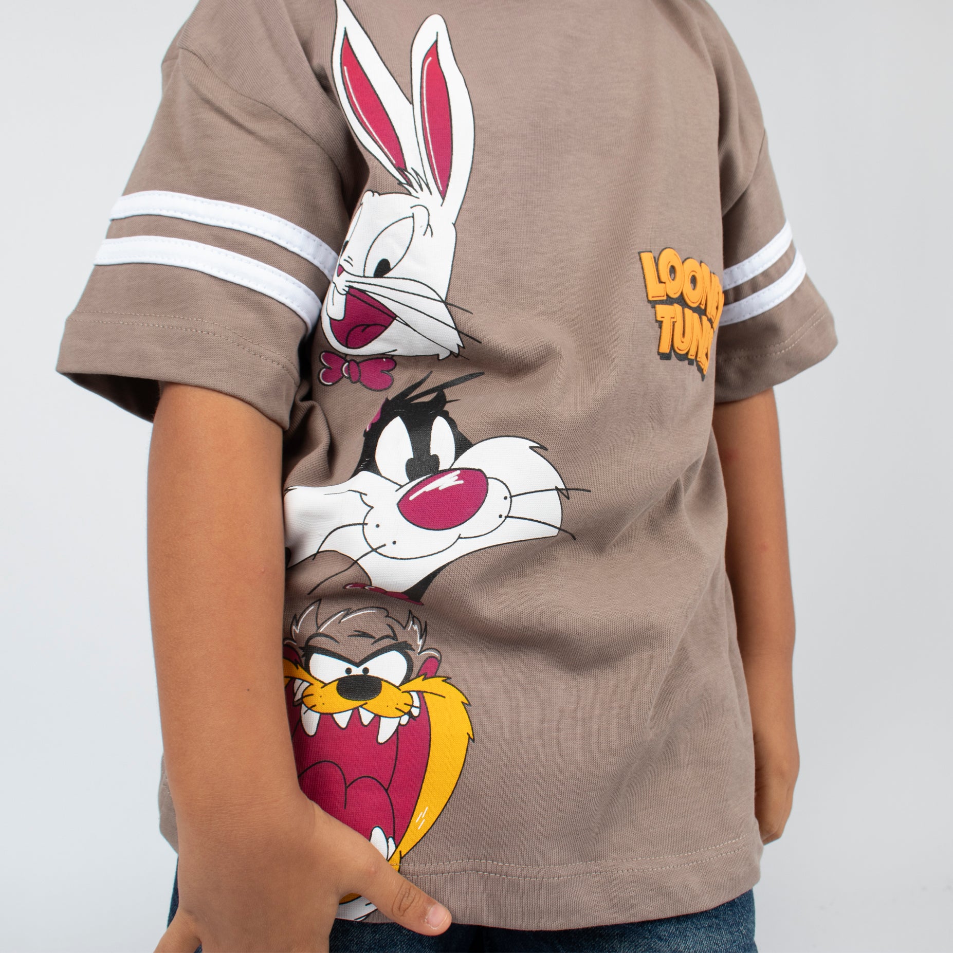 Oversize niño Looney Tunes