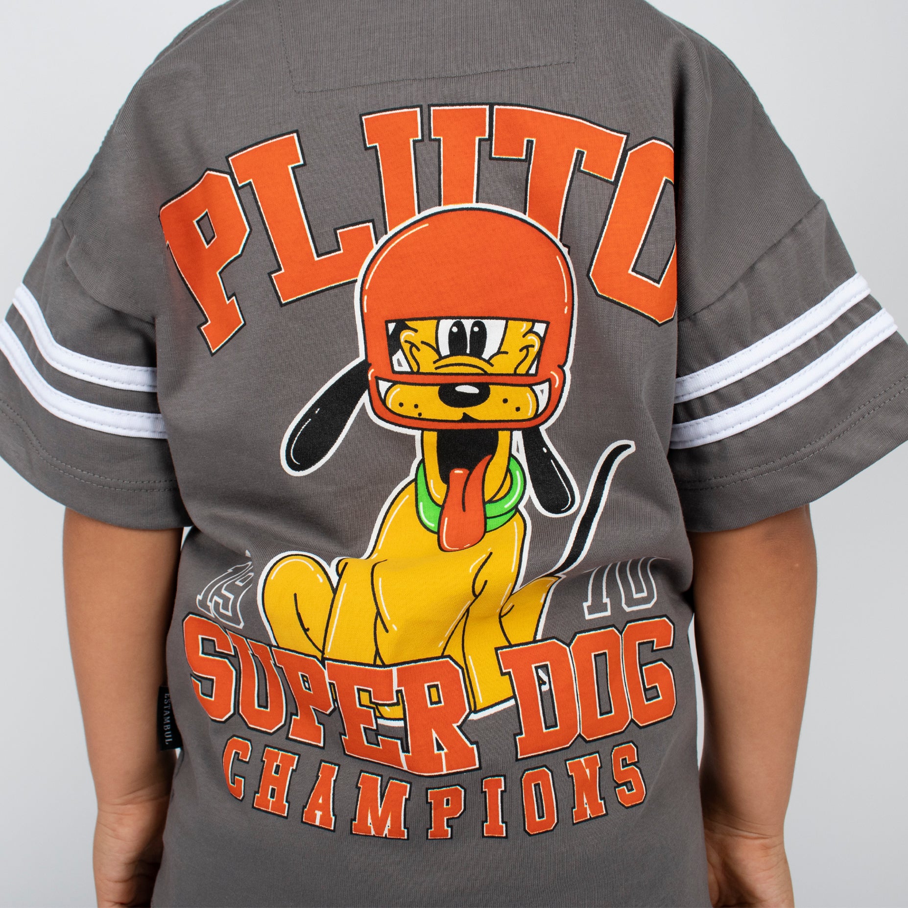 Oversize niño Pluto