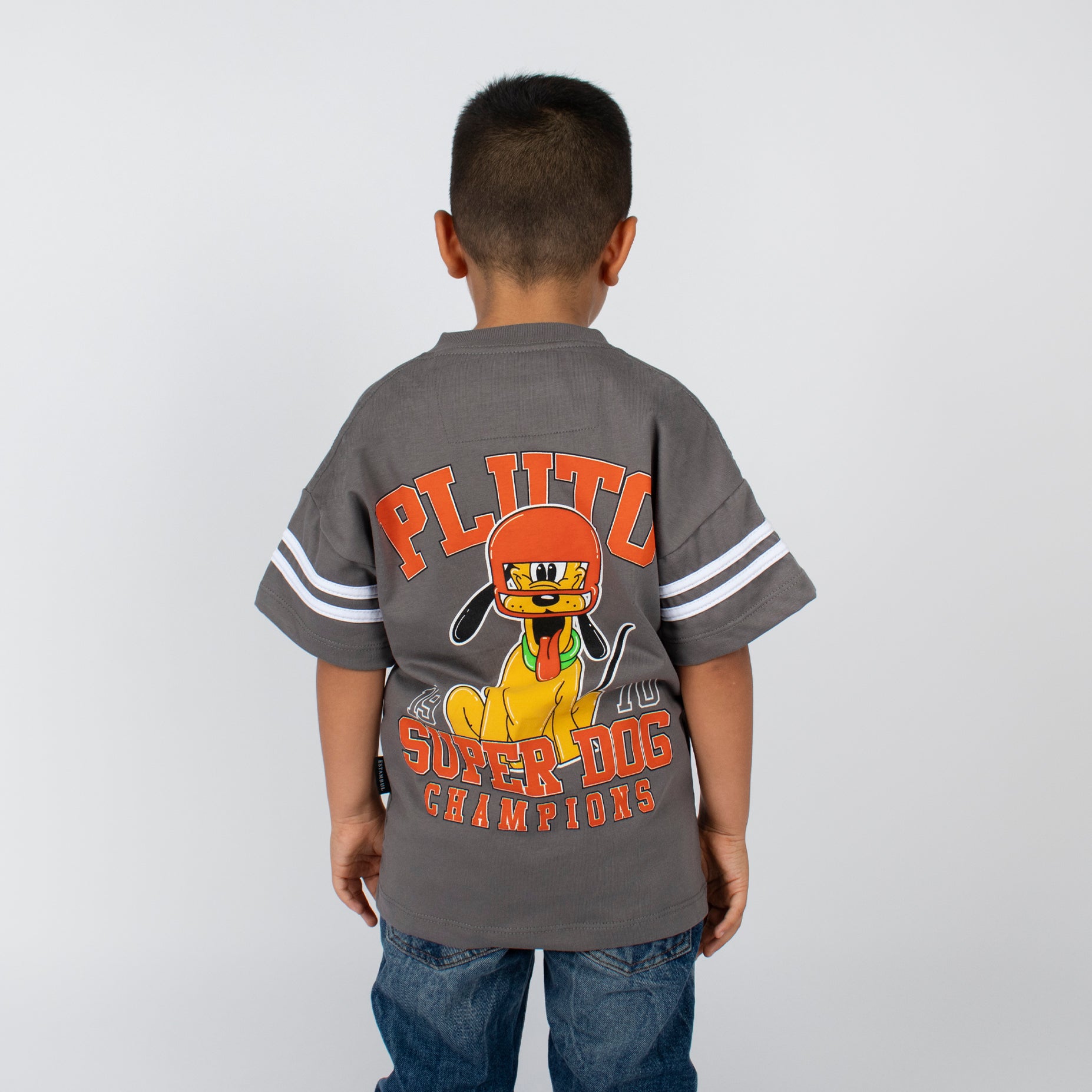 Oversize niño Pluto