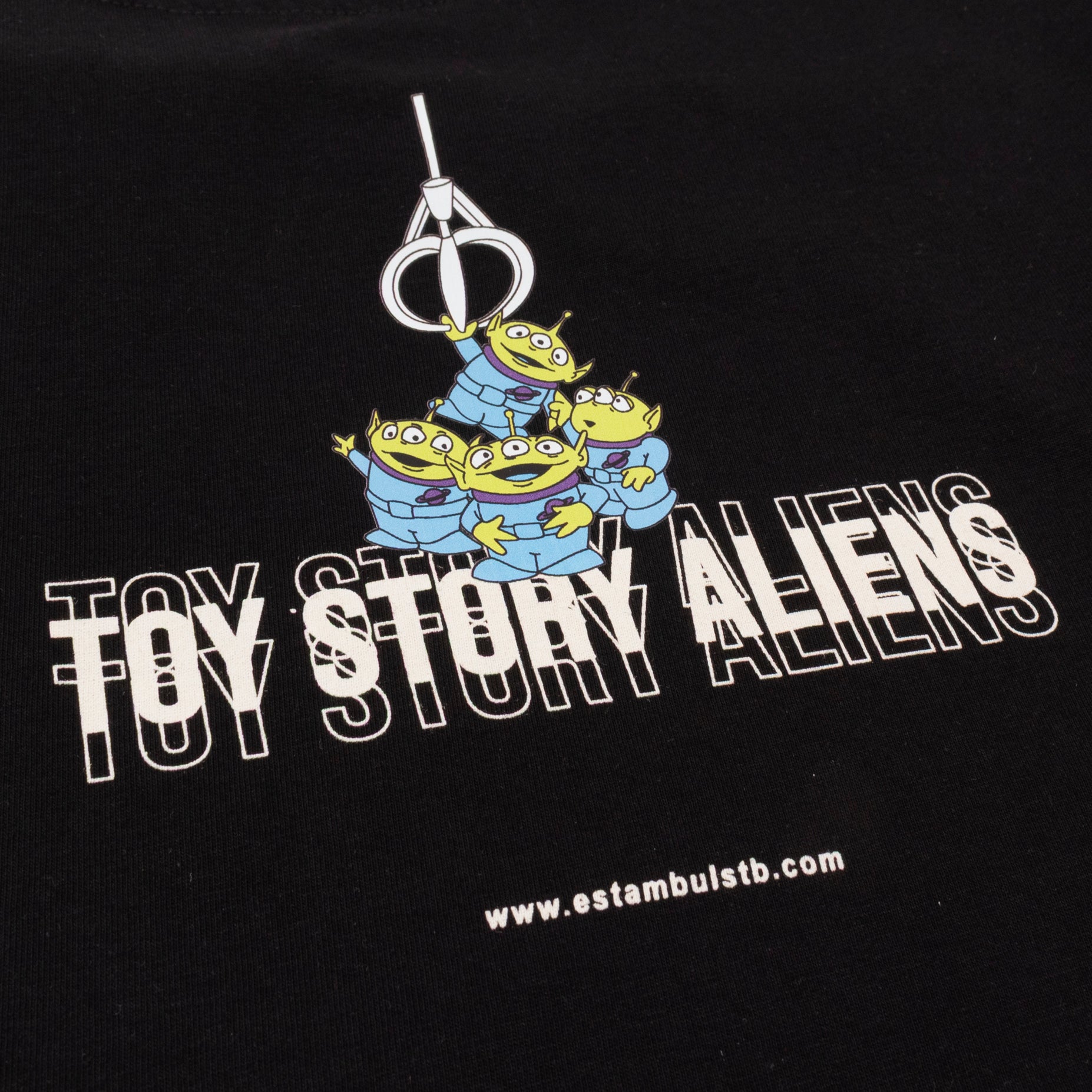 Oversize niño alien