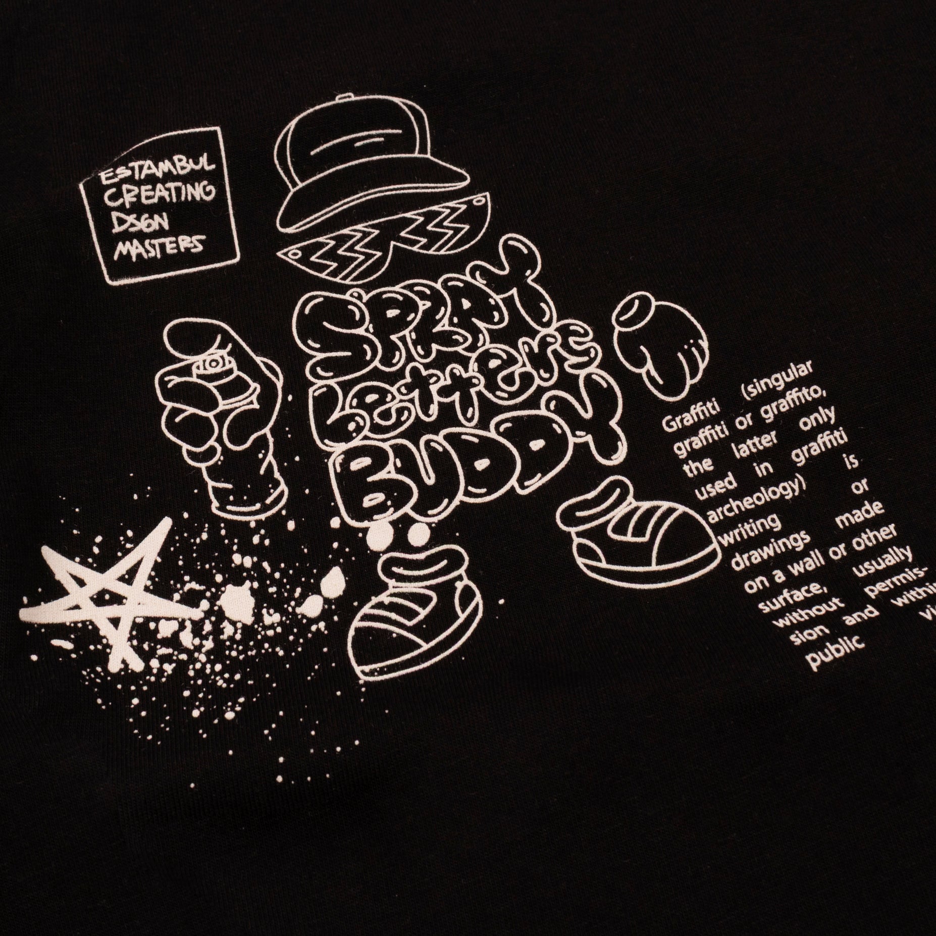 Oversize niño spray letters