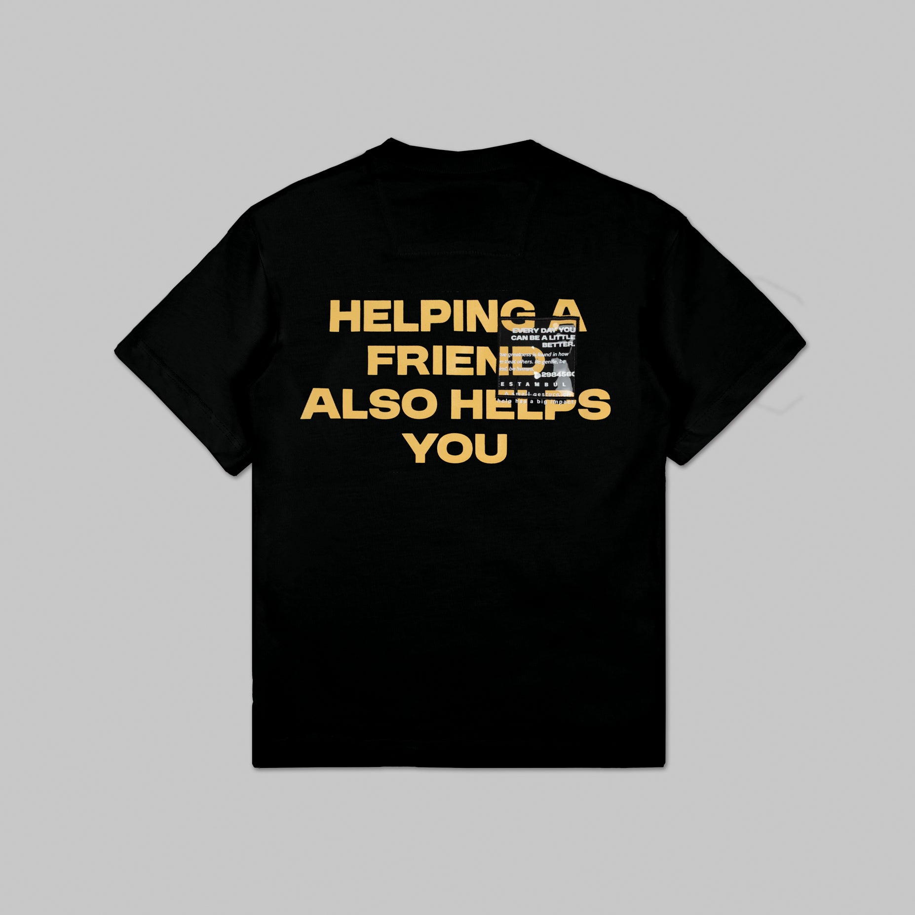 Oversize niño Helping