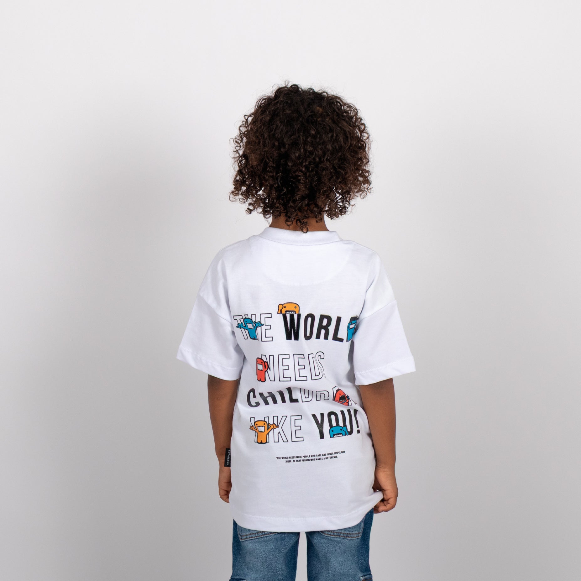 Oversize niño The world